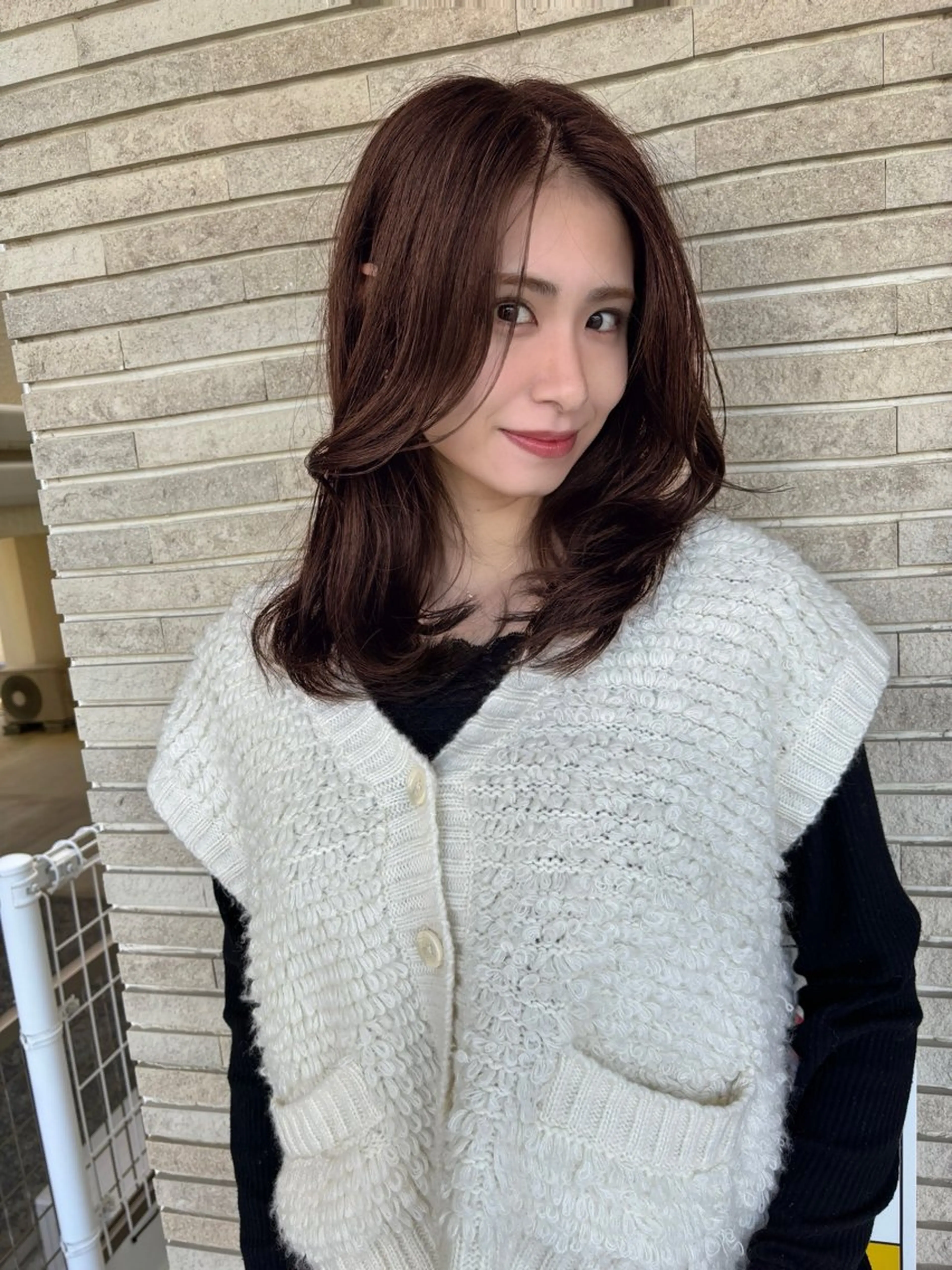 ミディアム カラー イルミナカラー カット ヘアカラー grand juteのヘアスタイル