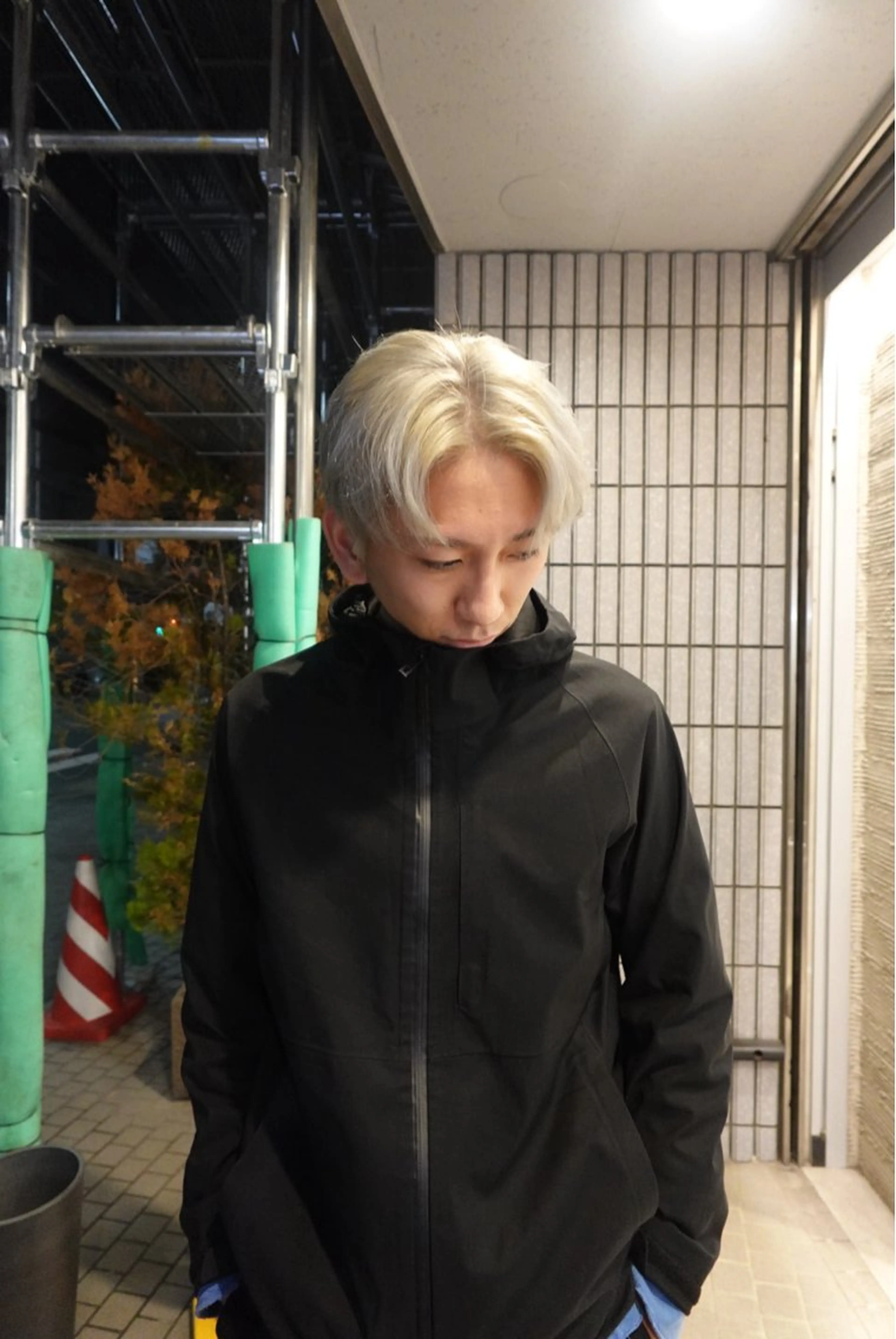 ショート カラー ワタナベ ヒヨリのヘアスタイル