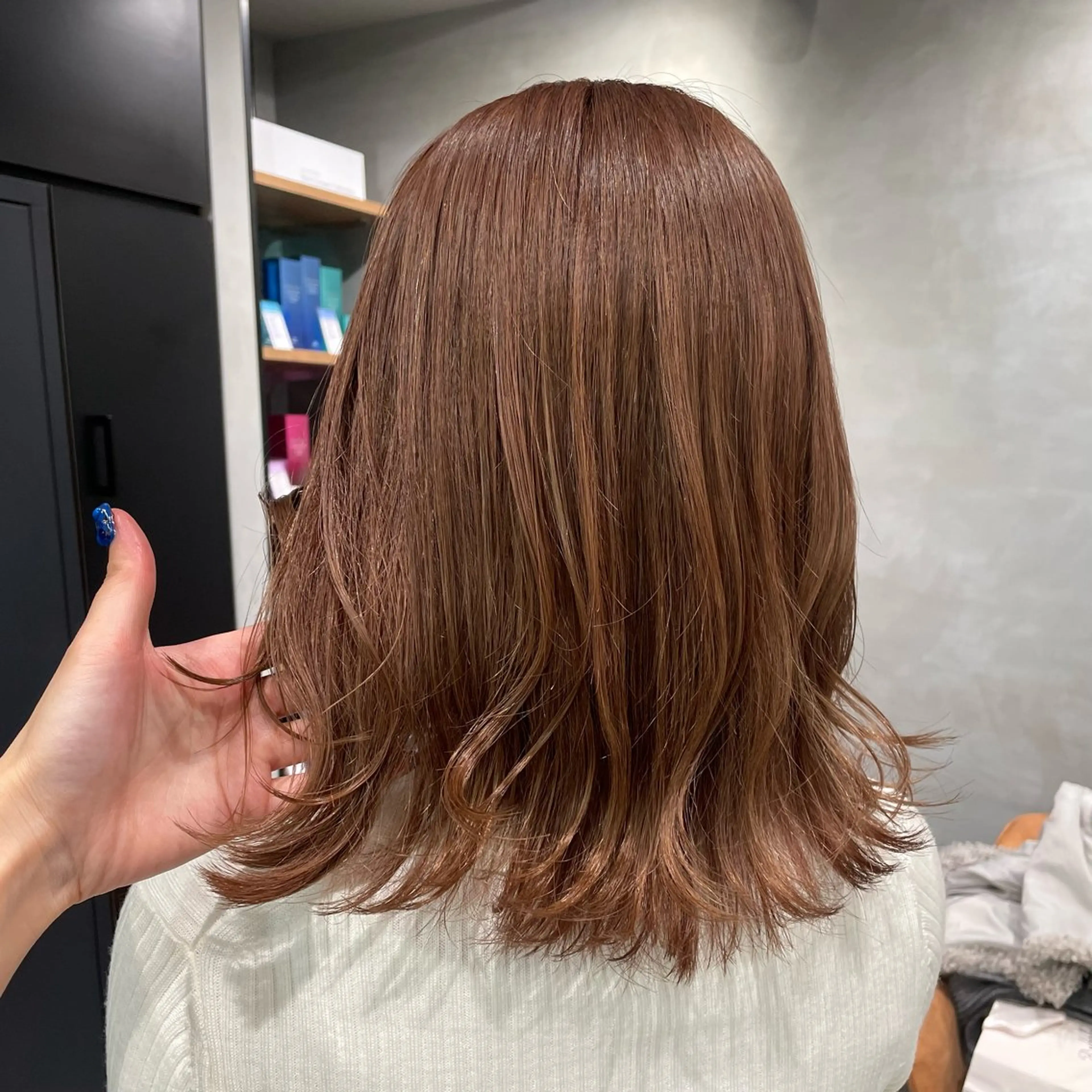ミディアム カラー カット ヘアカラー ヘッドスパ ヘアセット 暖色レイヤー 🥀REIRIのヘアスタイル