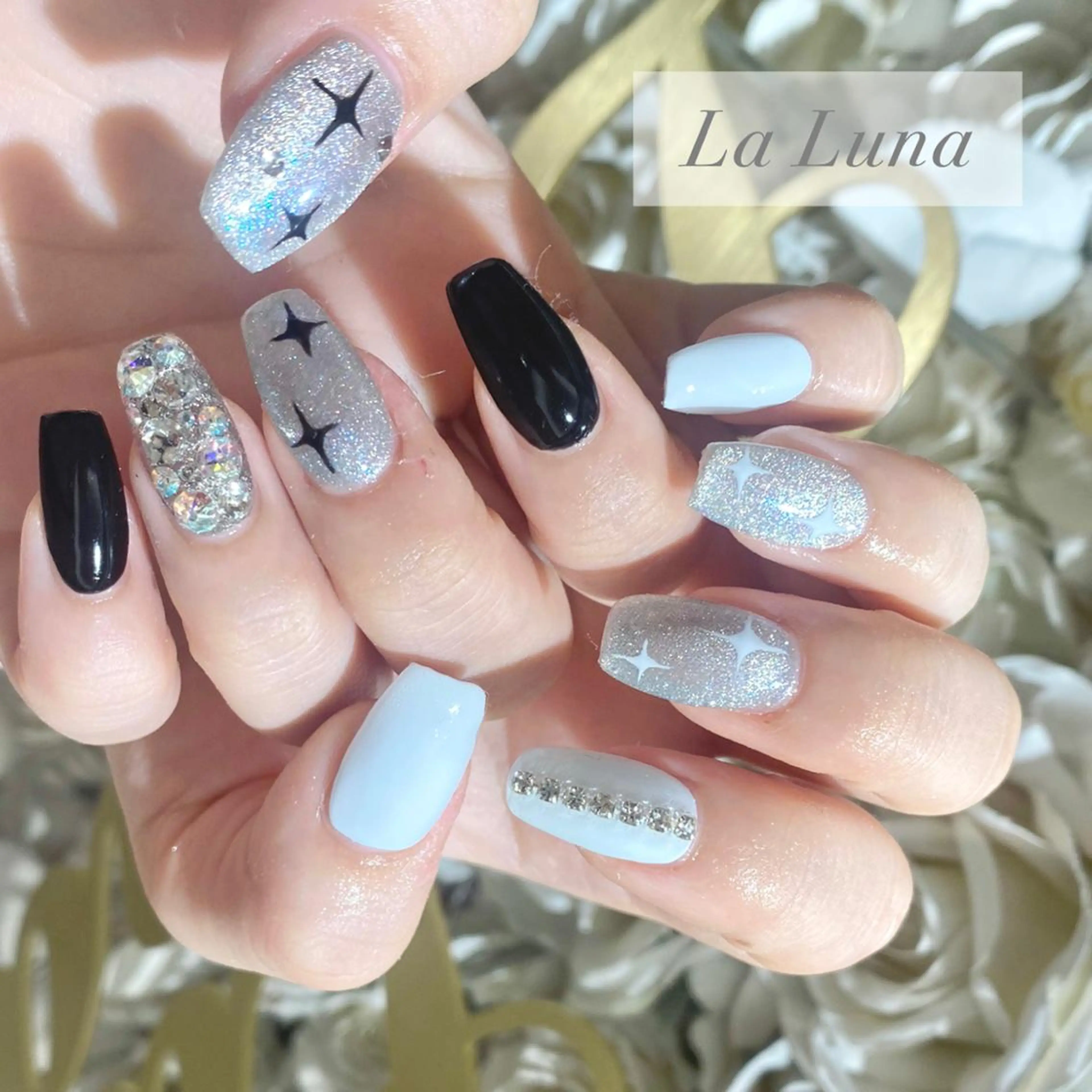 ネイル LaLuna🌙 natsukiのネイルデザイン