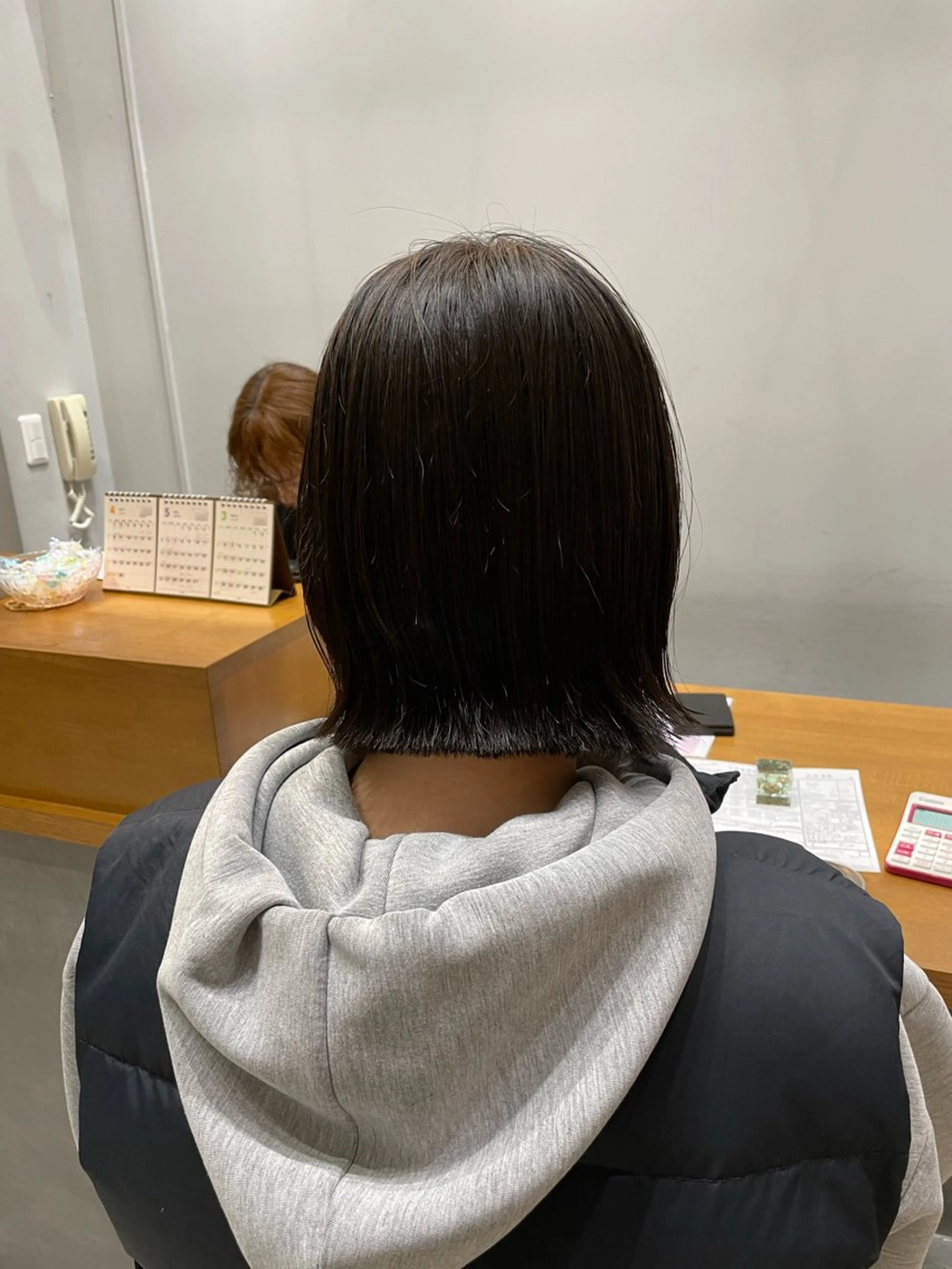 ショート 切りっぱなしボブ ボブ カット エマ ピボット 中川店所属・富原崇太/切りっぱな しボブ/透明感カラーのヘアスタイル