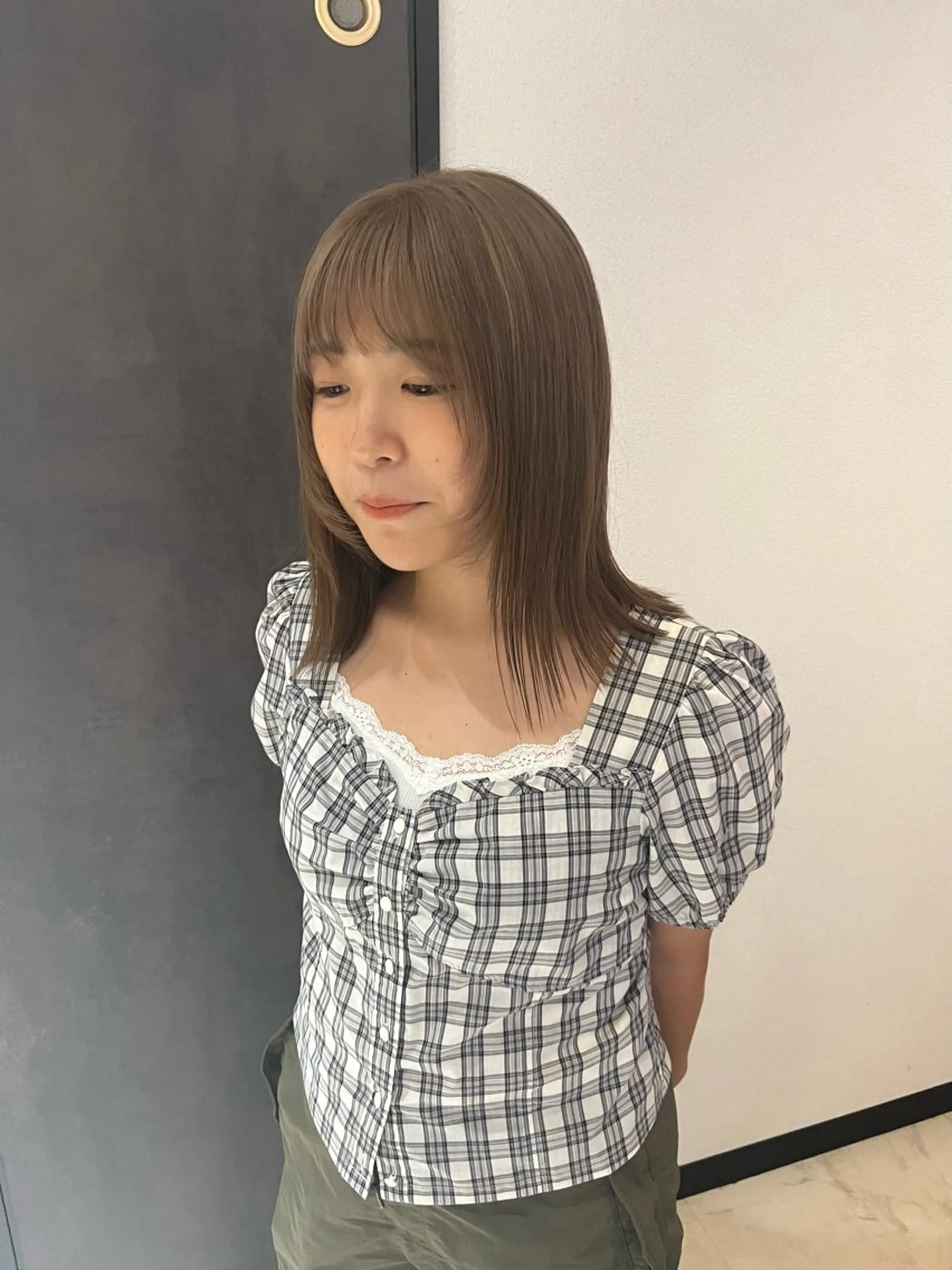 カラー ブリーチ グレージュ ハイトーンカラー ハイトーングレージュ MATTY yoshika 🐻のヘアスタイル