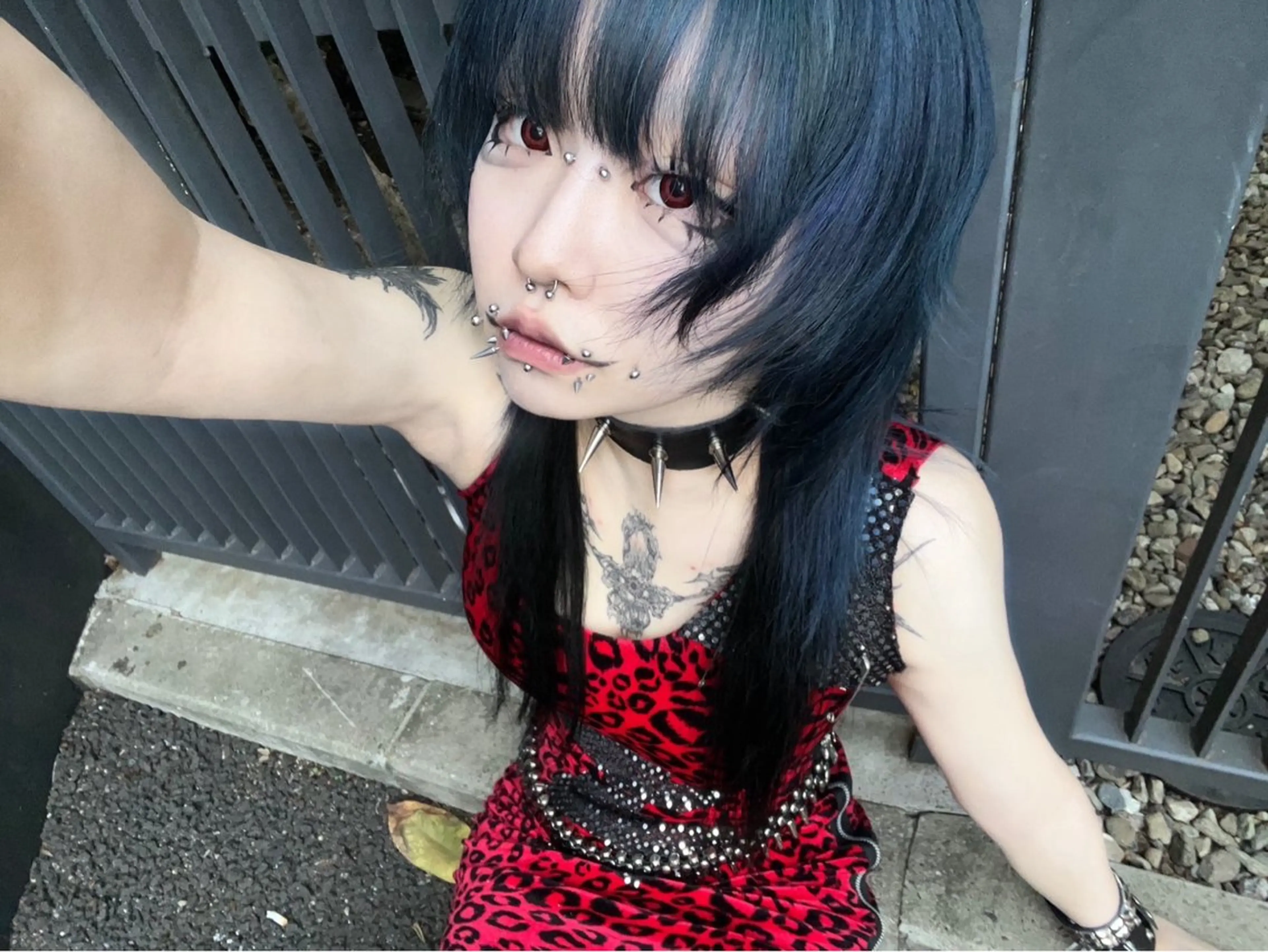 セミロング SHIN レイヤー‪‪カットのヘアスタイル