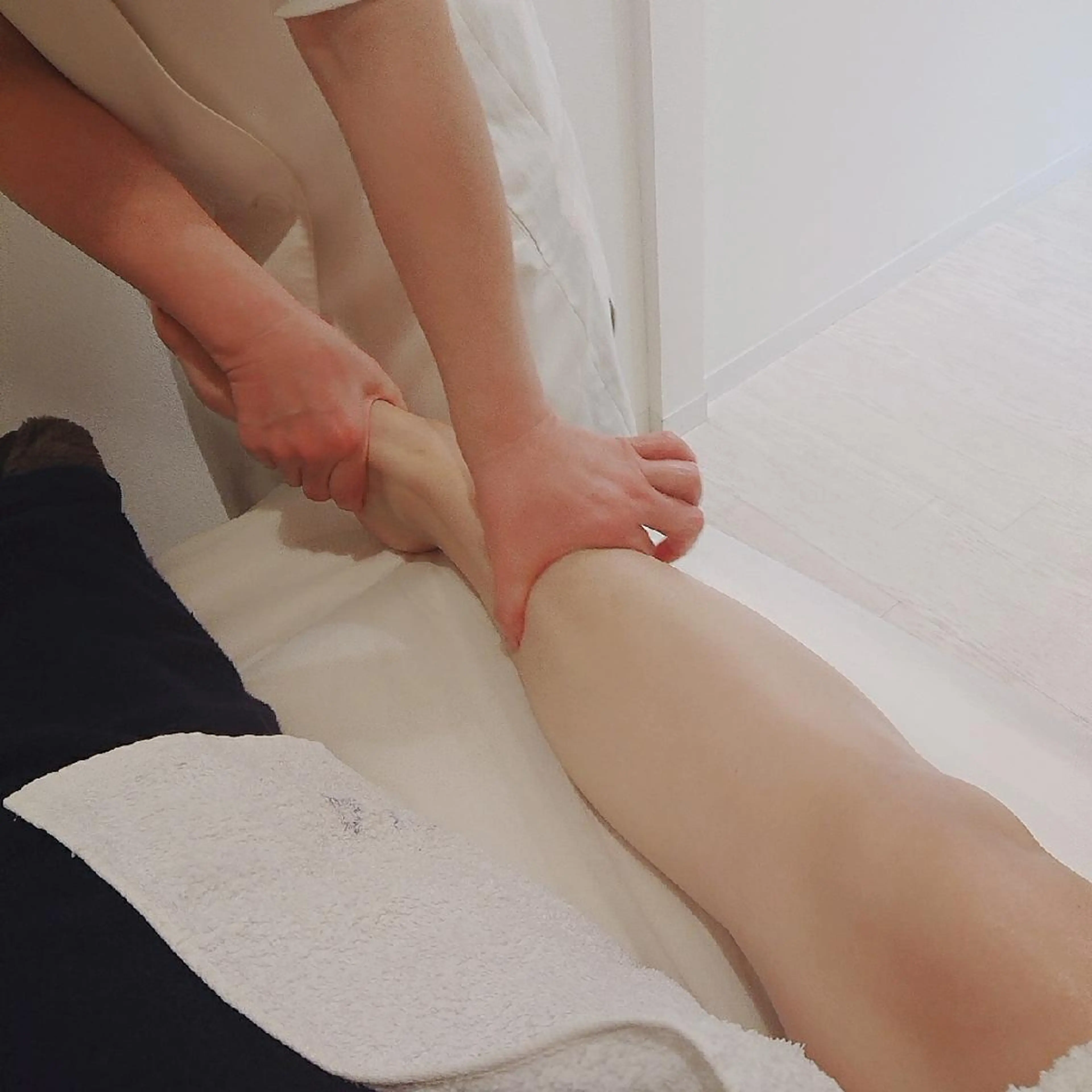 【ボディーエステ】フット&レッグ/ むくみケア・美脚・オイルケア　40分の写真