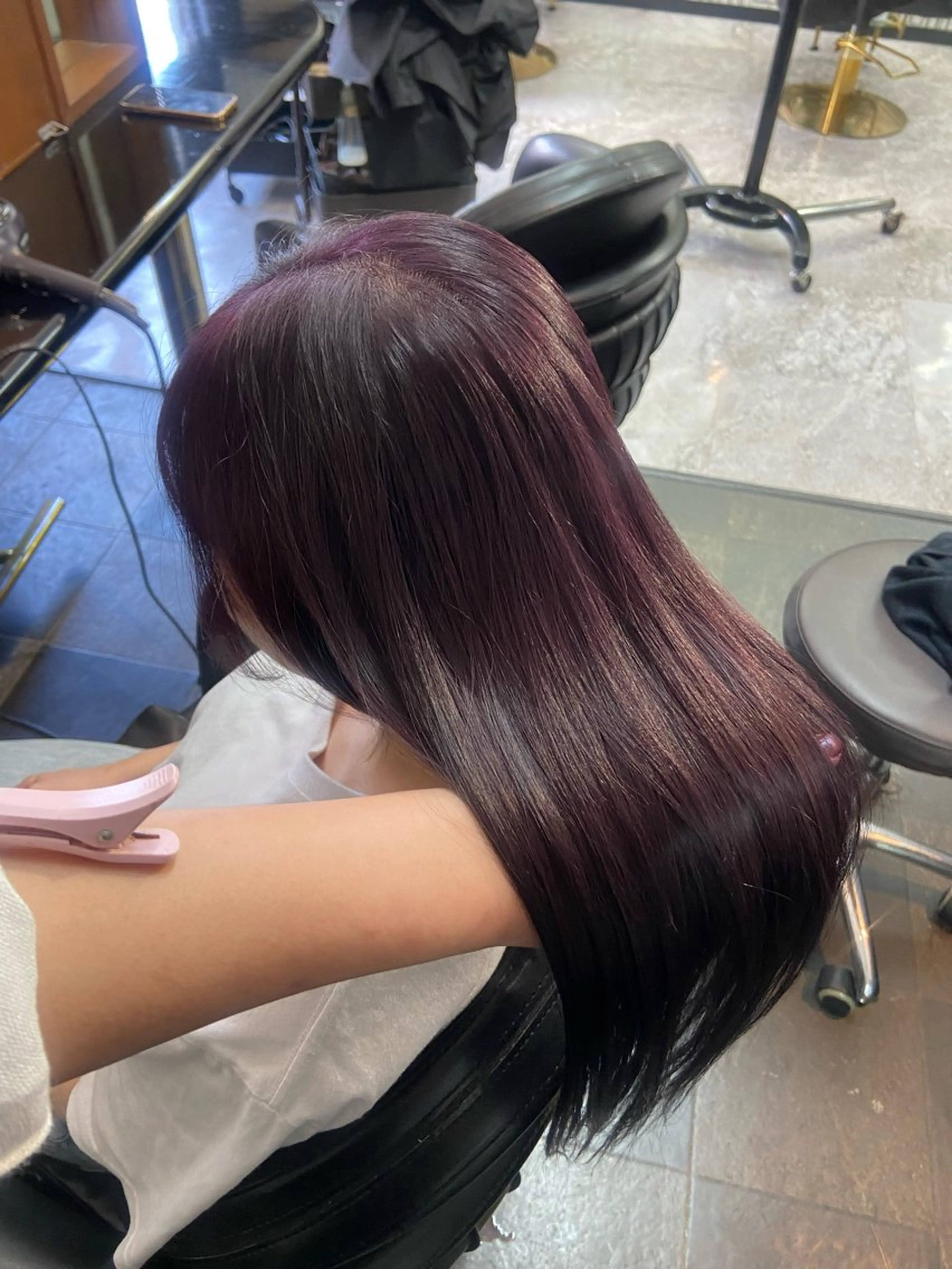 ロング 瀧下 唯のヘアスタイル