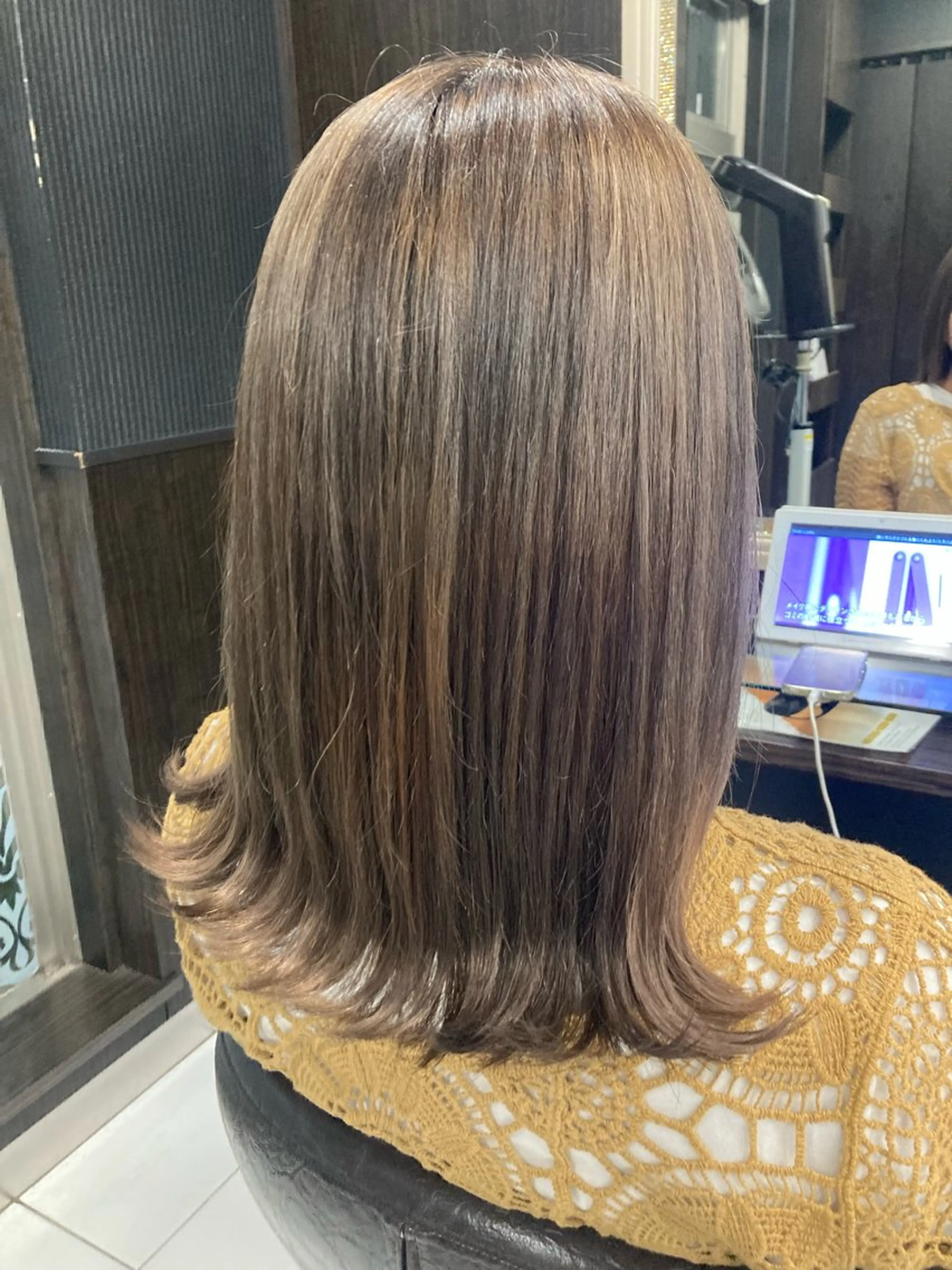 ミディアム カラー ヘアカラー 🐈‍⬛Namie 🐈‍⬛のヘアスタイル