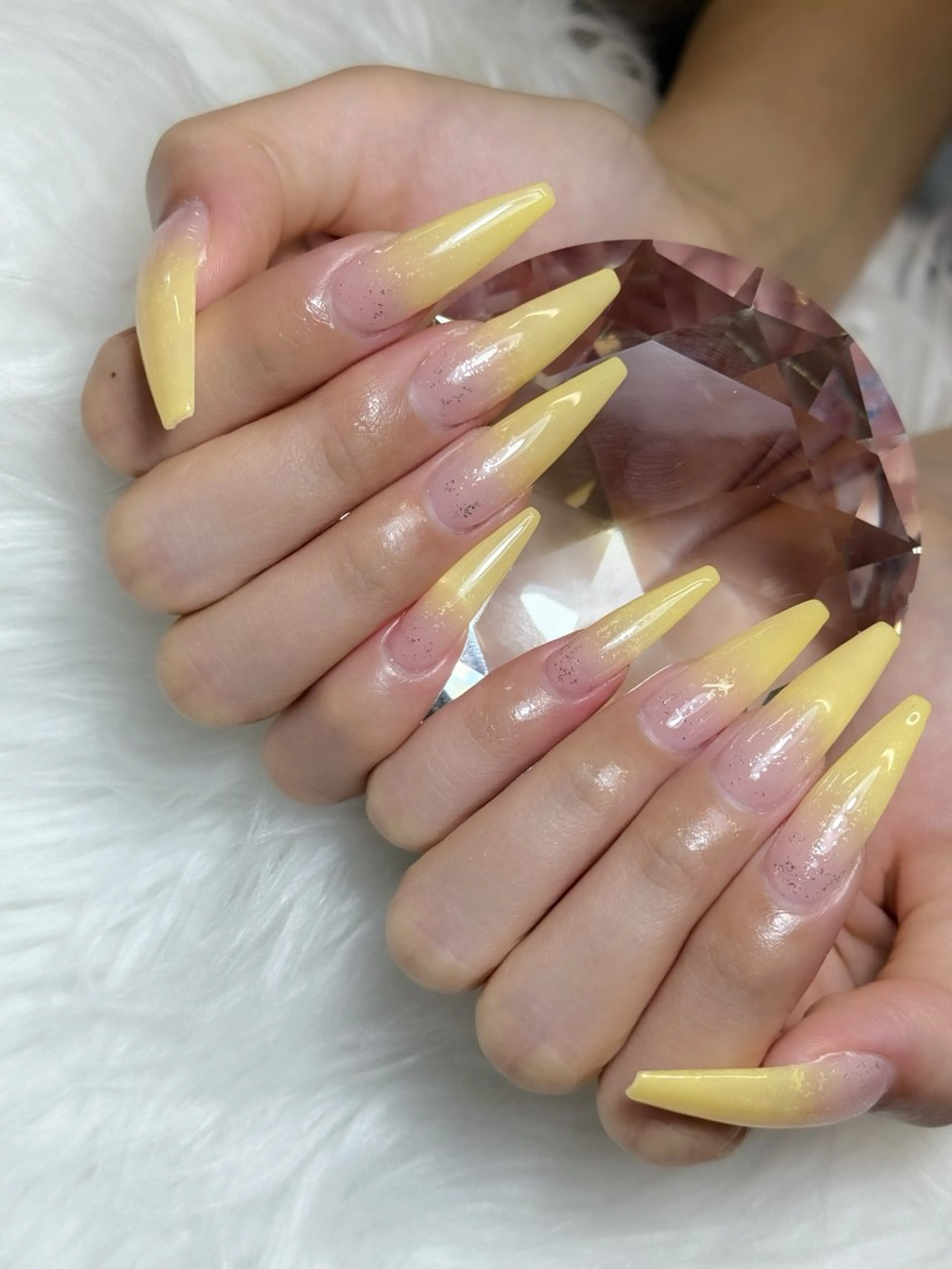 ネイル オーロラネイル チークネイル フットネイル フレンチネイル 韓国ネイル ハンドネイル Lumi Nailのネイルデザイン