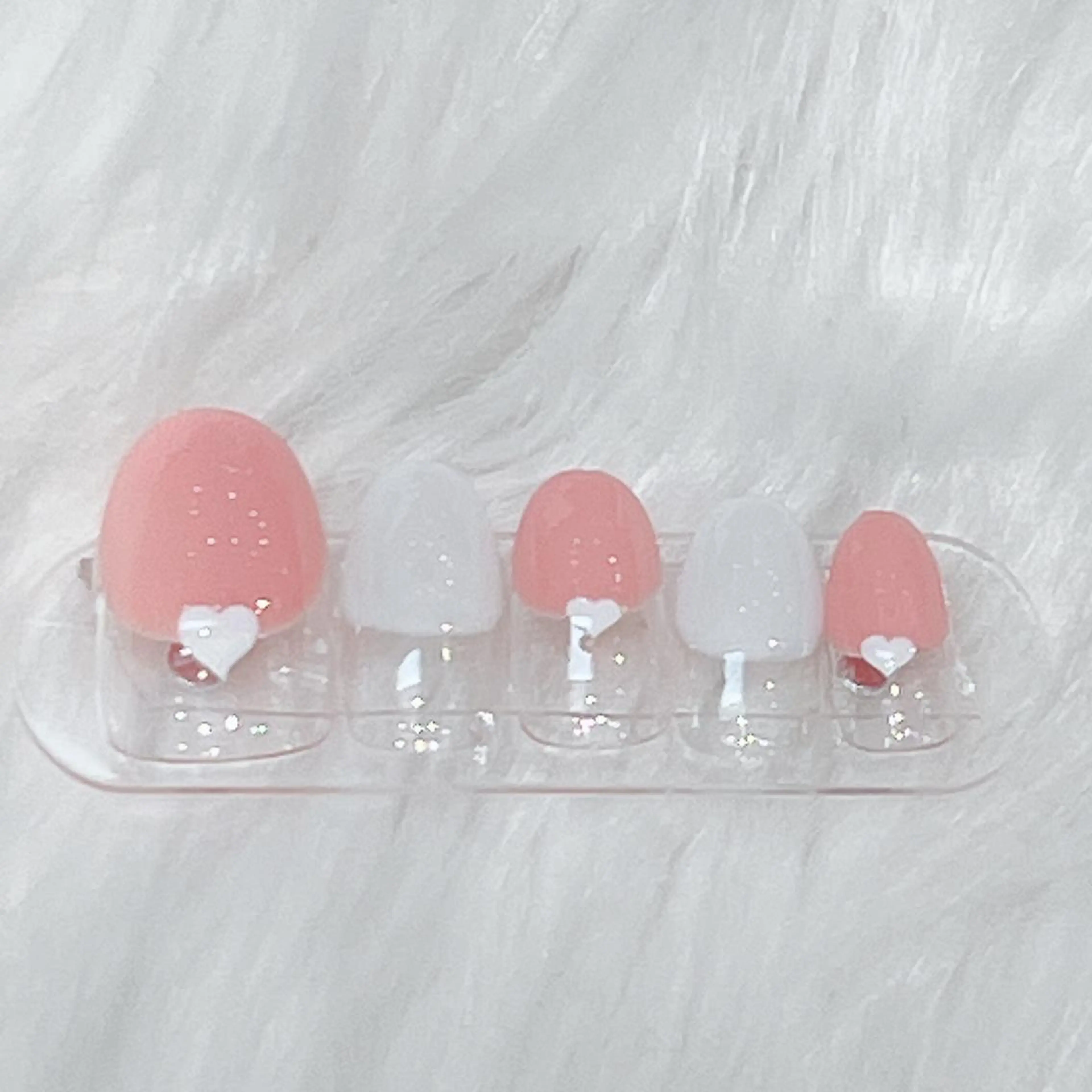 ネイル Tiary Nail Fのネイルデザイン