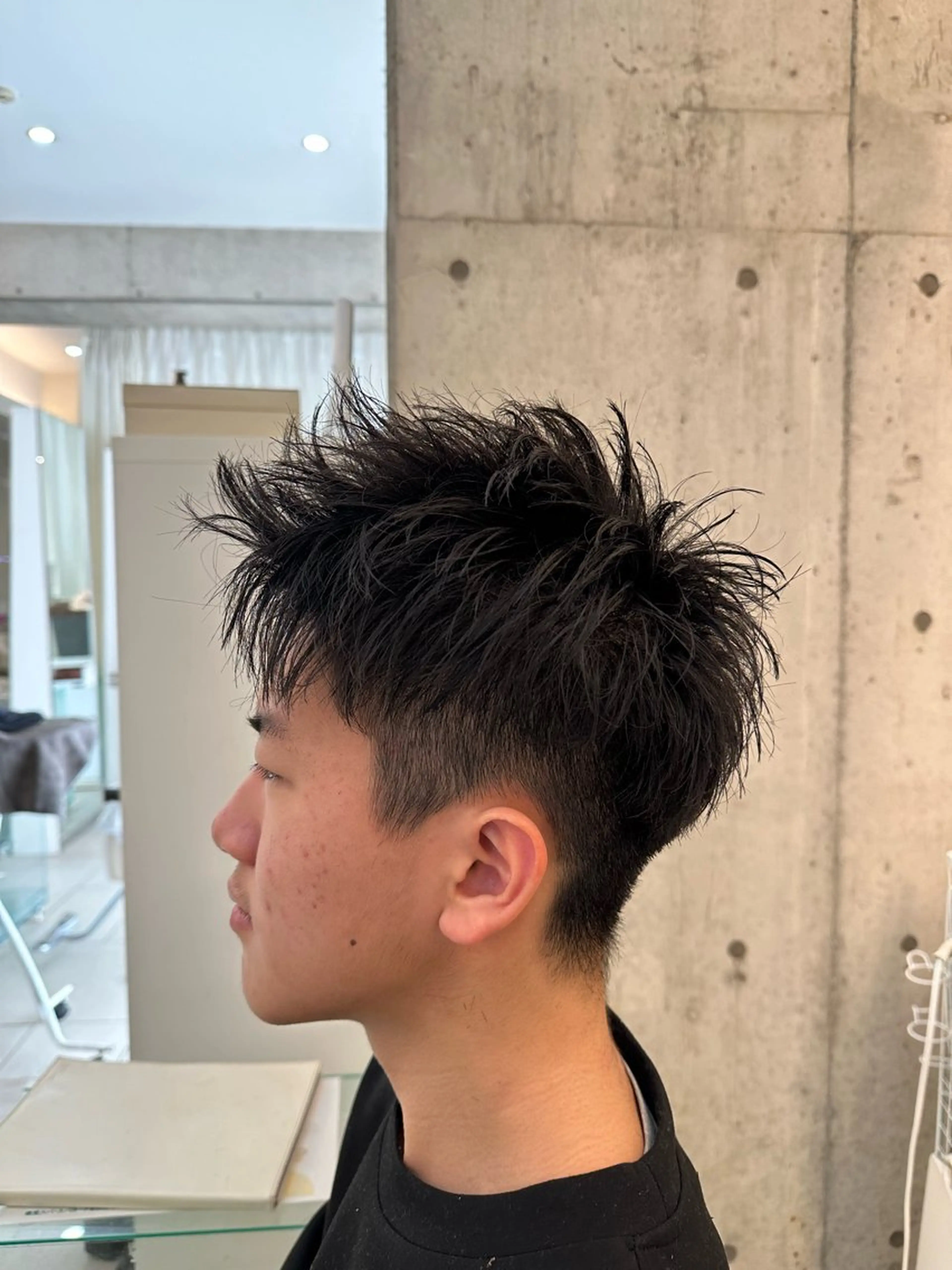 メンズ カット ヘアセット 渚杜/メンズパーマ/ ハイトーンメッシュのヘアスタイル