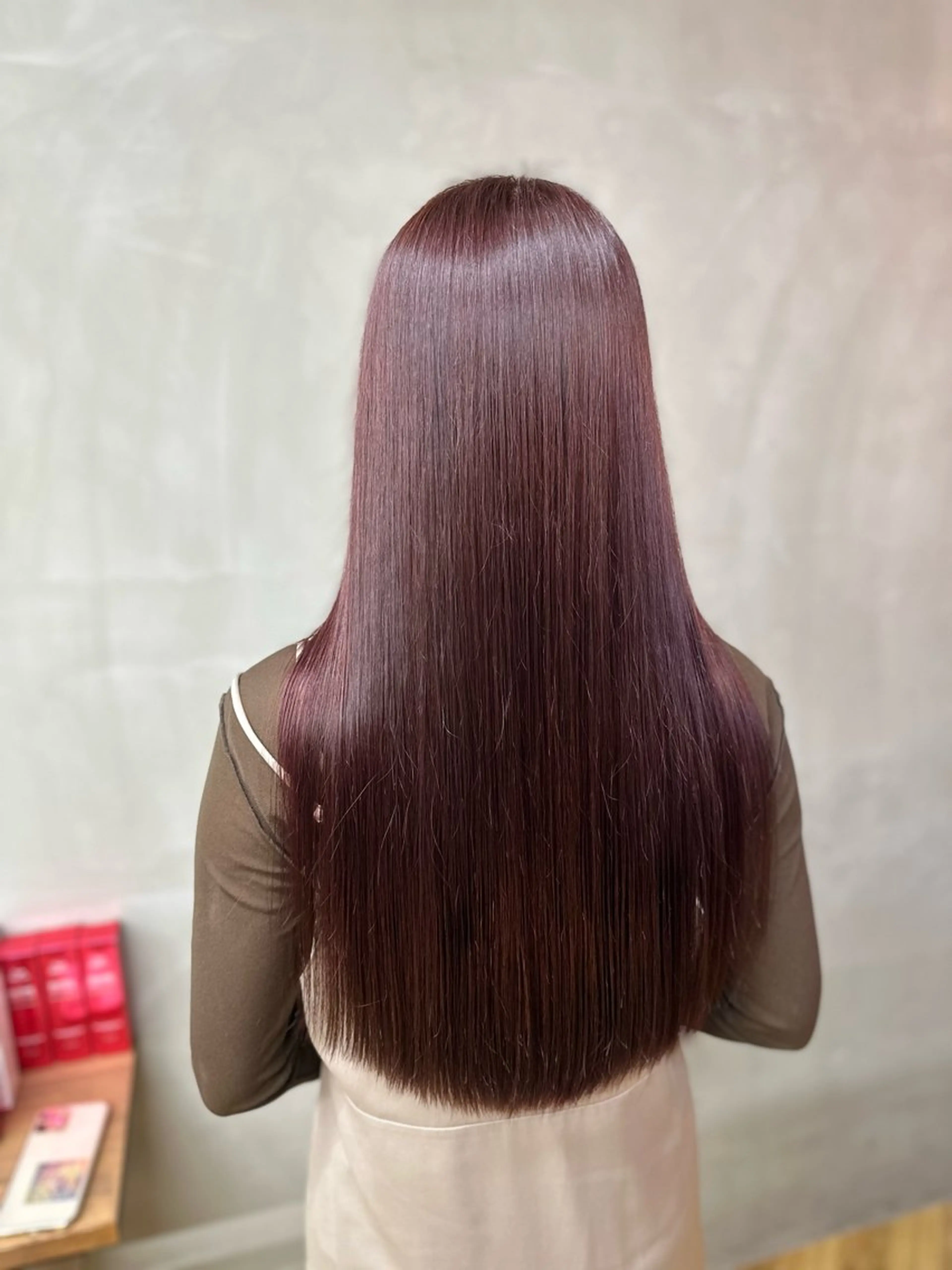 ロング カラー レッドカラー ANGELICA 西平 碧のヘアスタイル