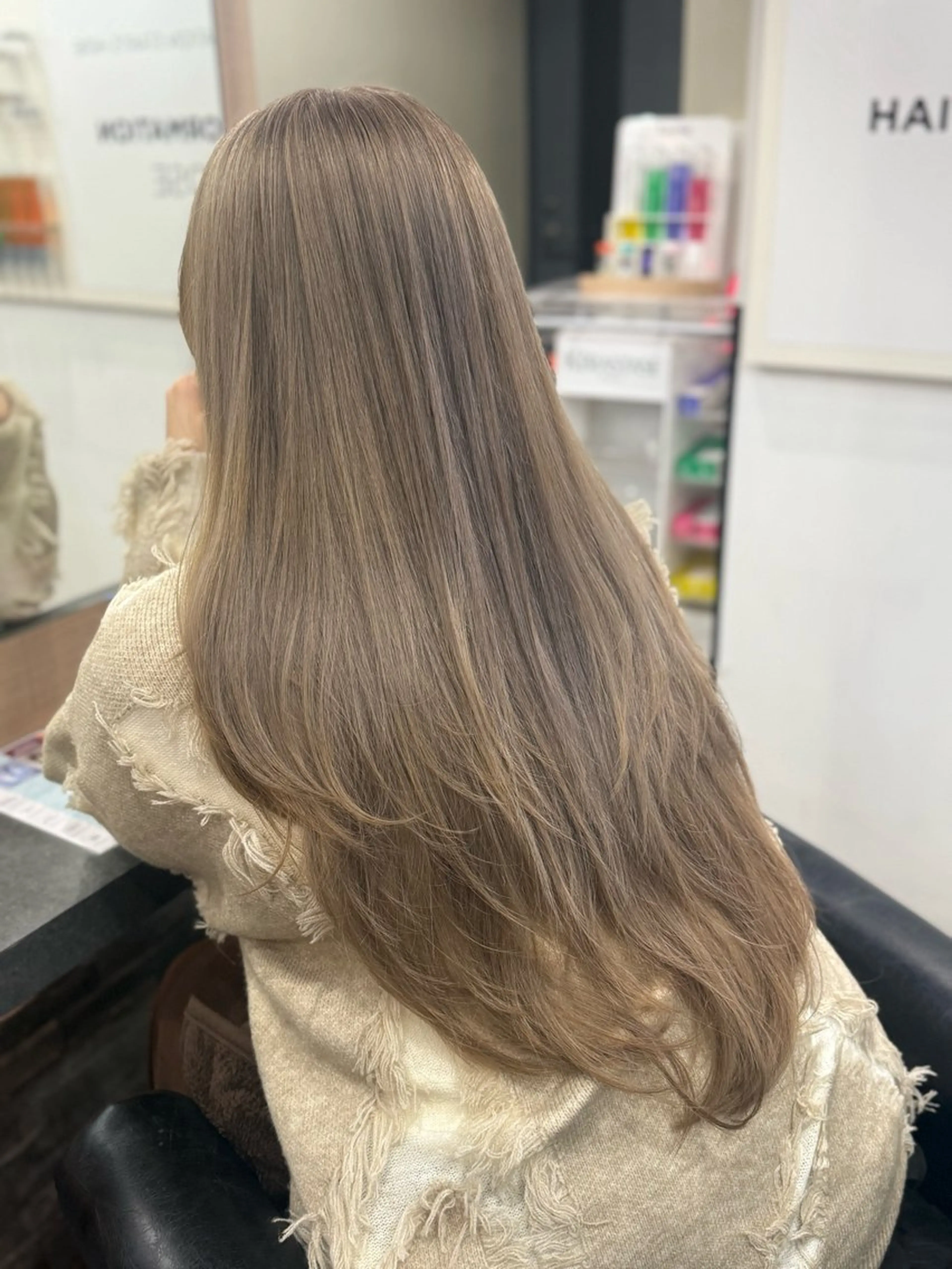 ロング レイヤーカット カット ヘアカラー ハイトーン&エクステ /RIE🌻のヘアスタイル