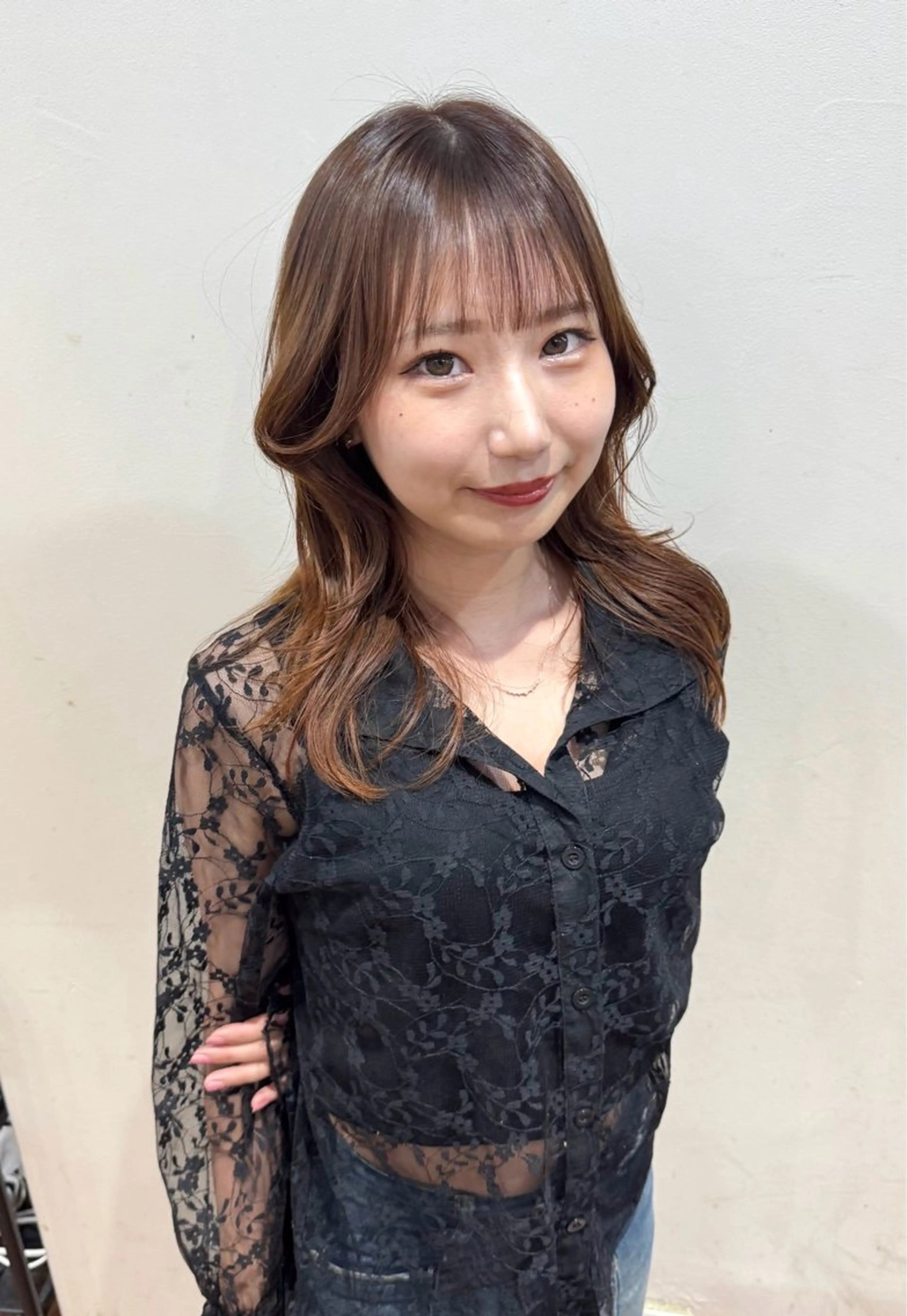 セミロング レイヤーカット カット ヘアカラー トリートメント 韓国ヘア特化型美容師 MITSUI🇰🇷のヘアスタイル