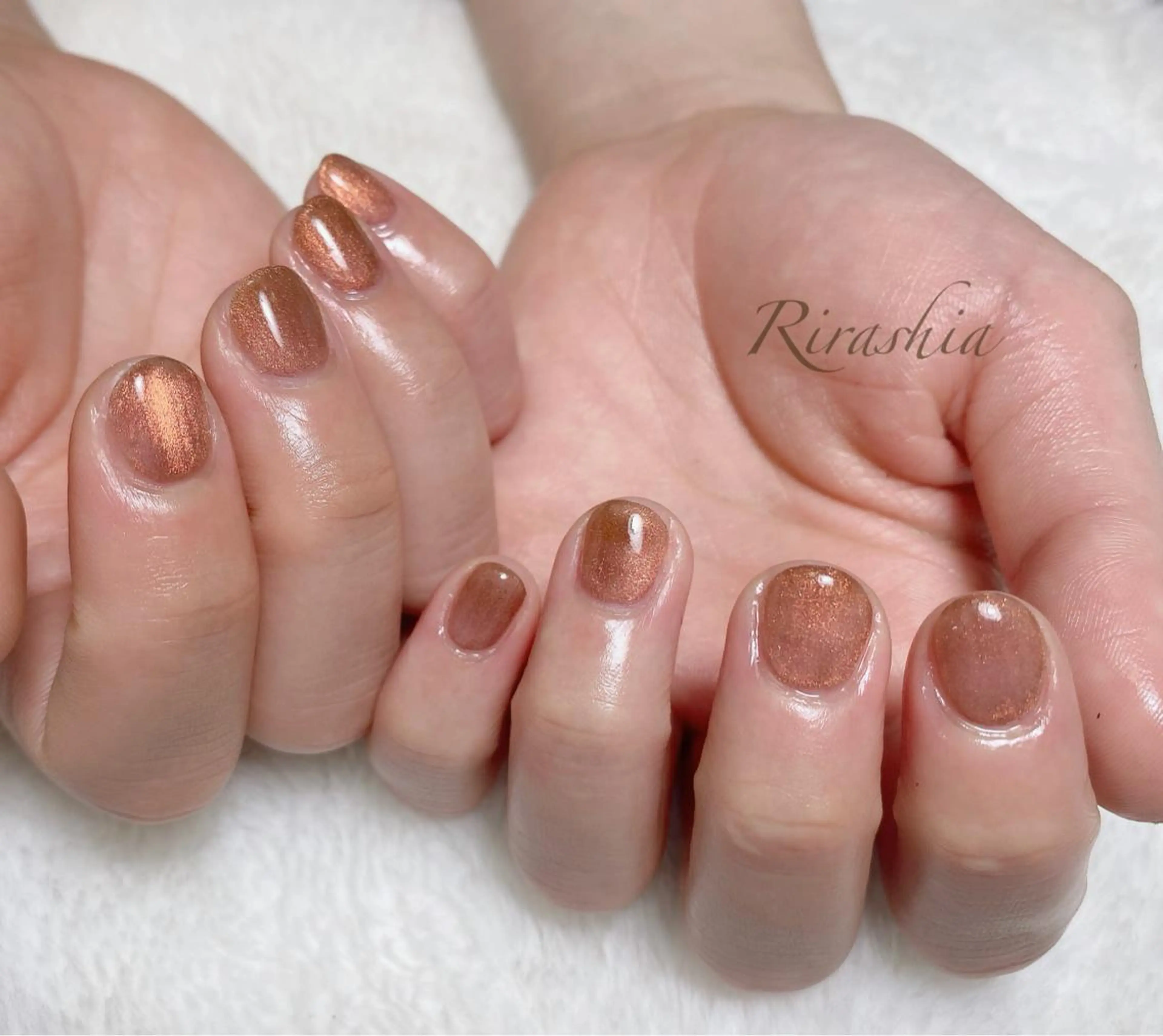 ネイル マグネットネイル ビー玉ネイル ハンドネイル ハンドケア うる艶/透明感 Rirashaのネイルデザイン