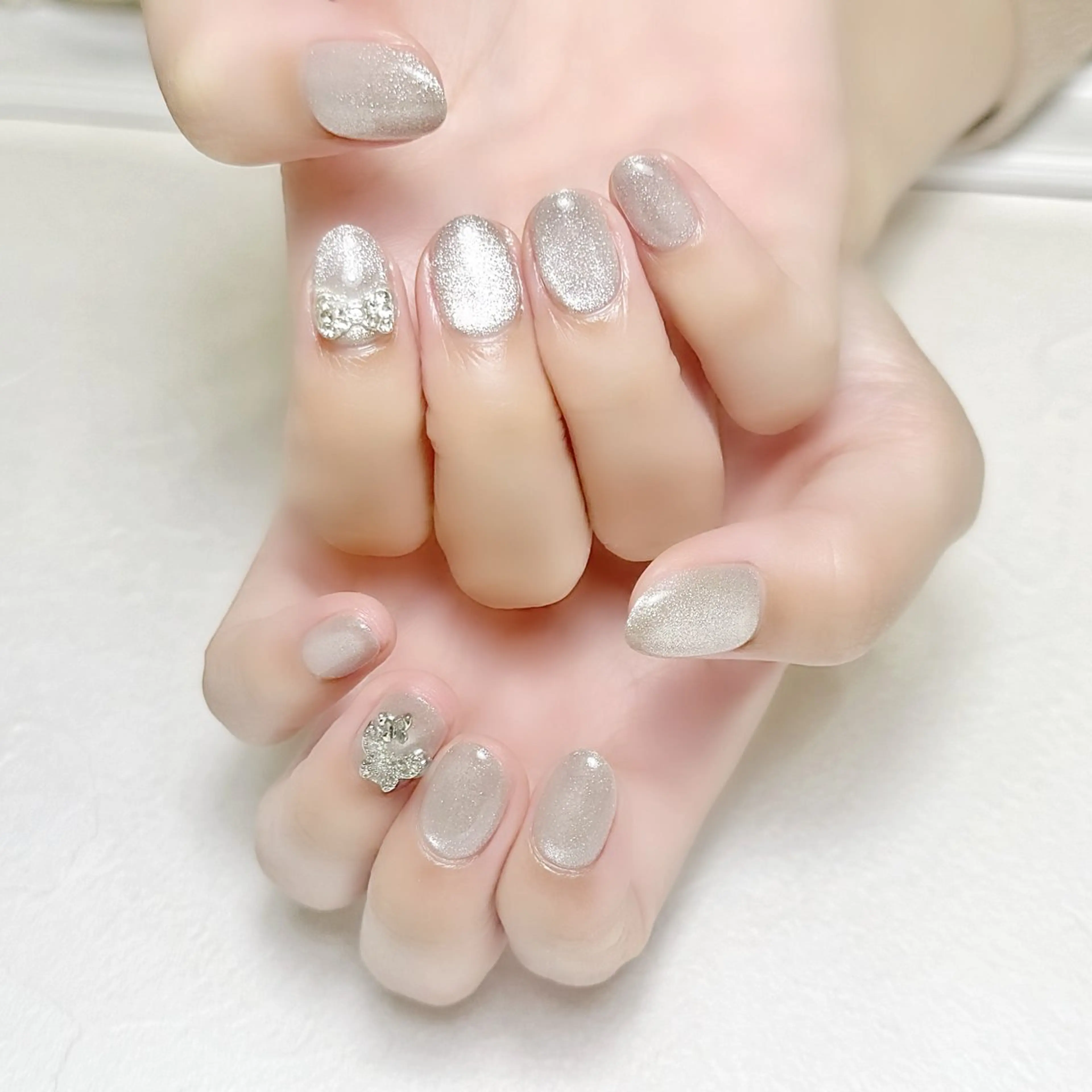 ネイル マグネットネイル オフィスネイル ワンカラーネイル シルバー rouse nail RISATOのネイルデザイン
