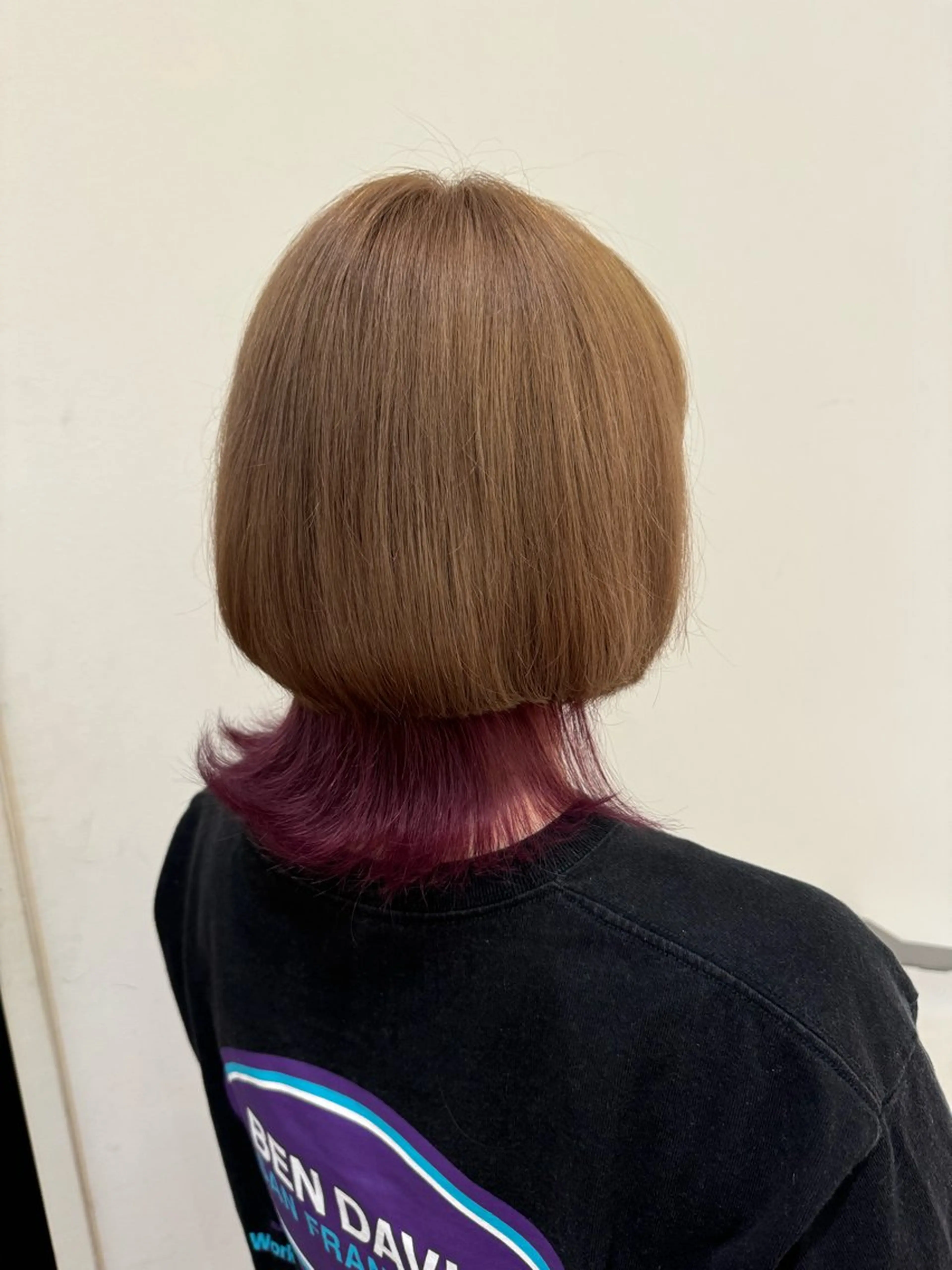 ミディアム カラー 吉留 文月のヘアスタイル