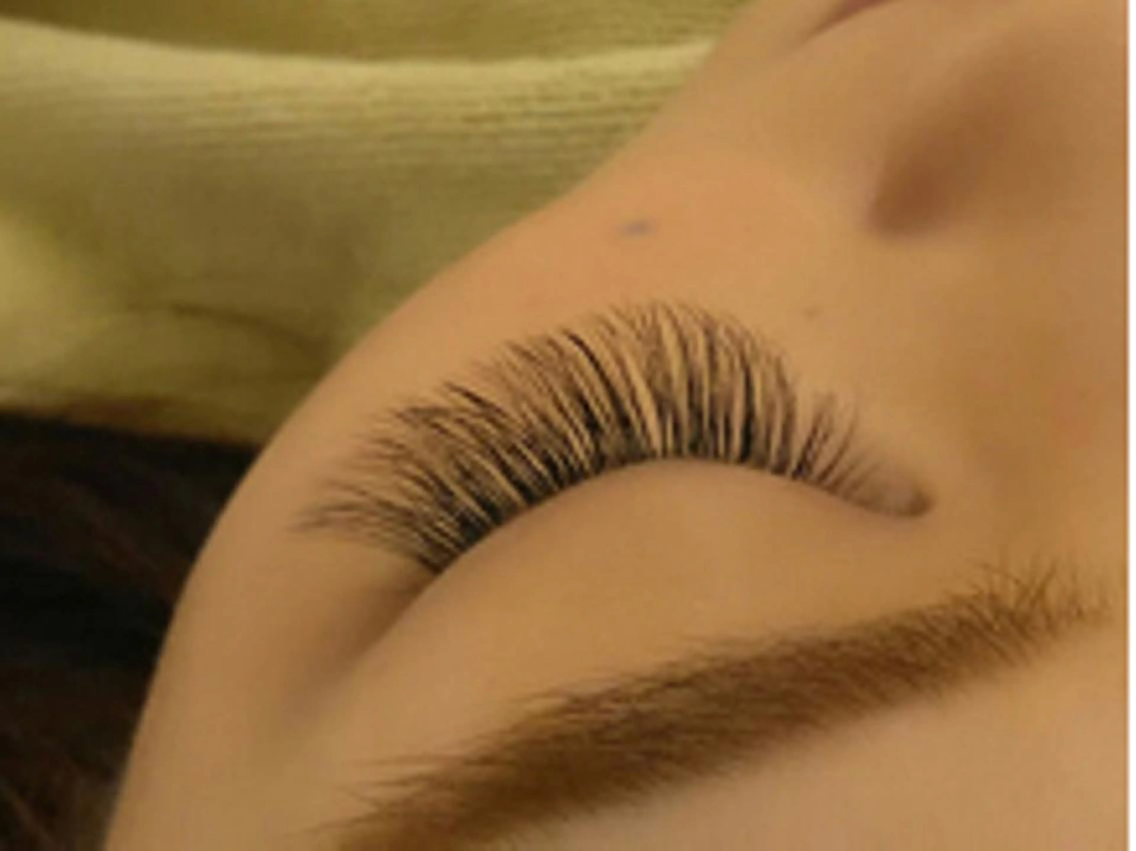 【Cカール限定】無料モデル募集中☆オフ無限定★上まつ毛　90分間付けられる本数ブラックエクステの写真