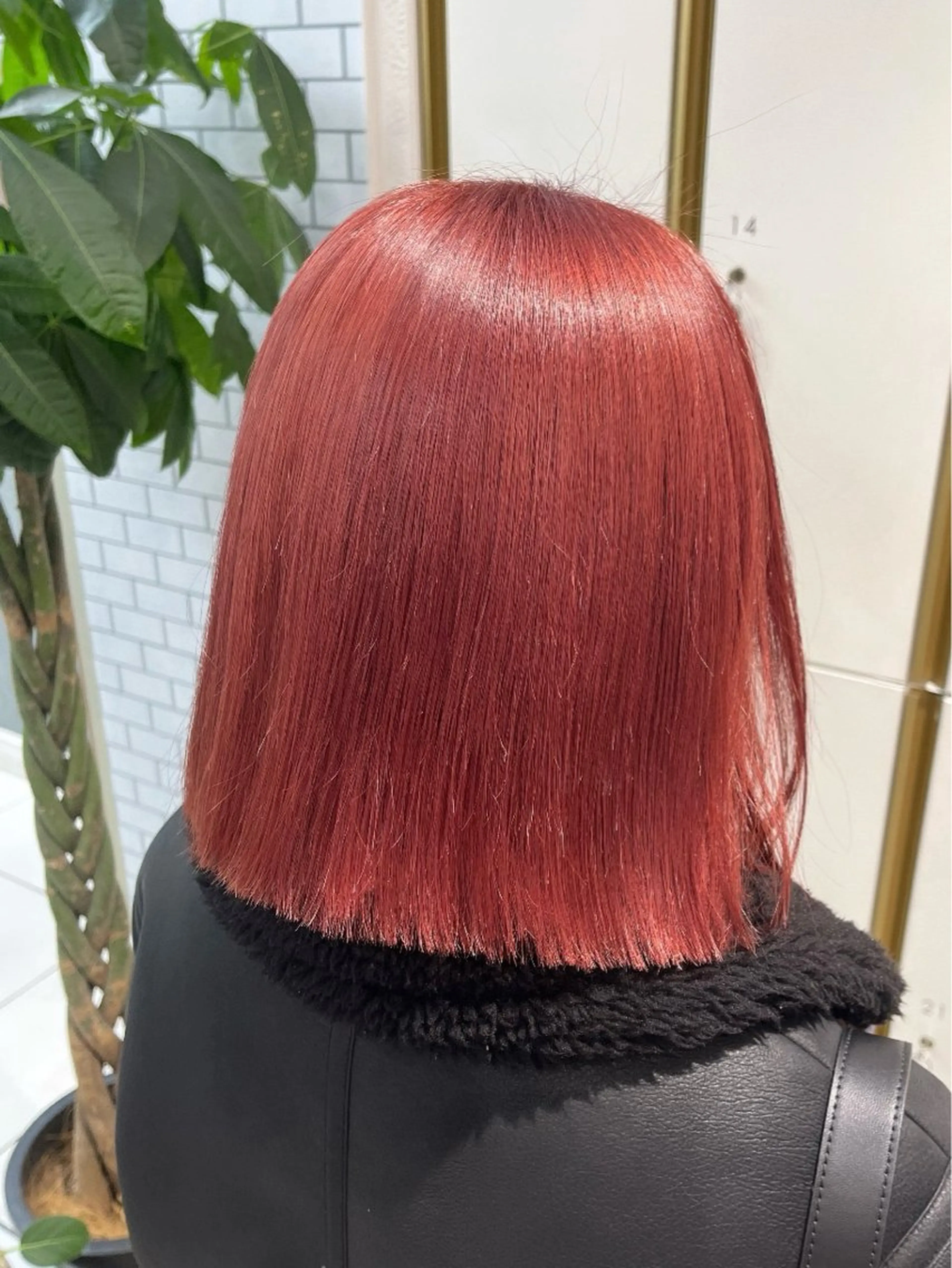 カラー カシス ピンクカラー レッドカラー カット ヘアカラー トリートメント ミユウ🌼ブリーチ / ダブルカラーのヘアスタイル