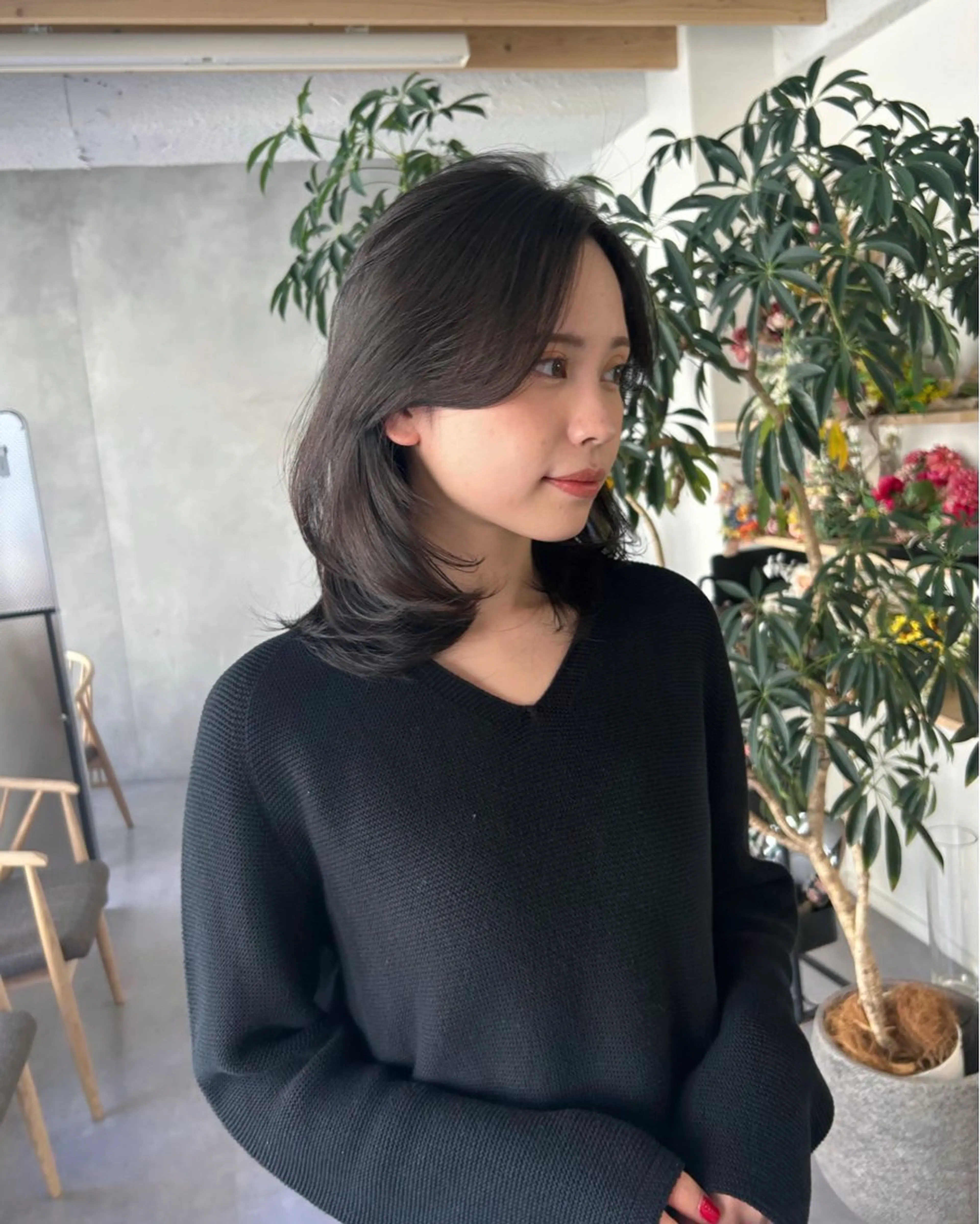 ミディアム 土田 愛友のヘアスタイル