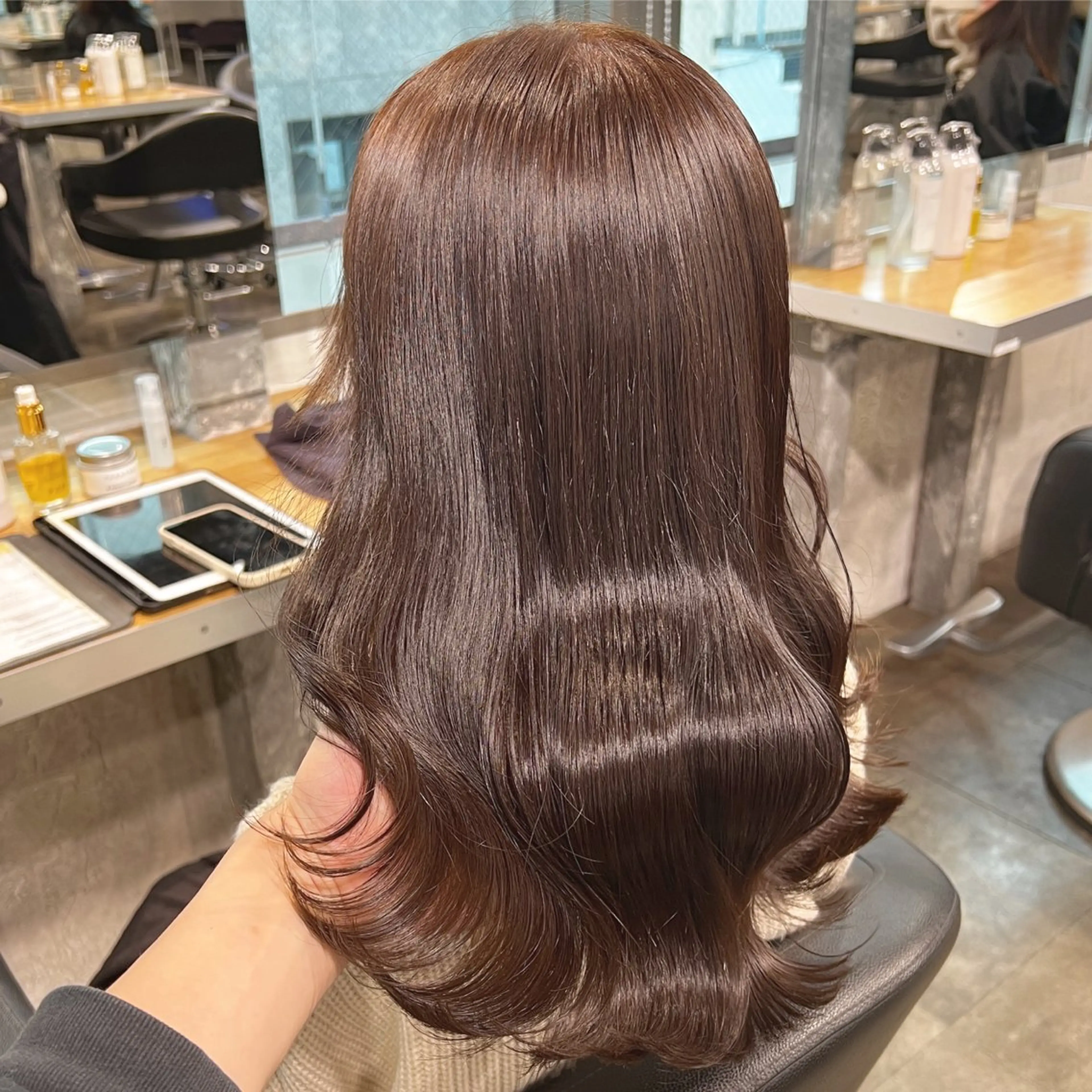 ミディアム カラー ヘアアレンジ ヘアカラー トリートメント ヘッドスパ ヘアセット 韓国風ベージュ🤎 赤みなし🌿横浜🤎のヘアスタイル