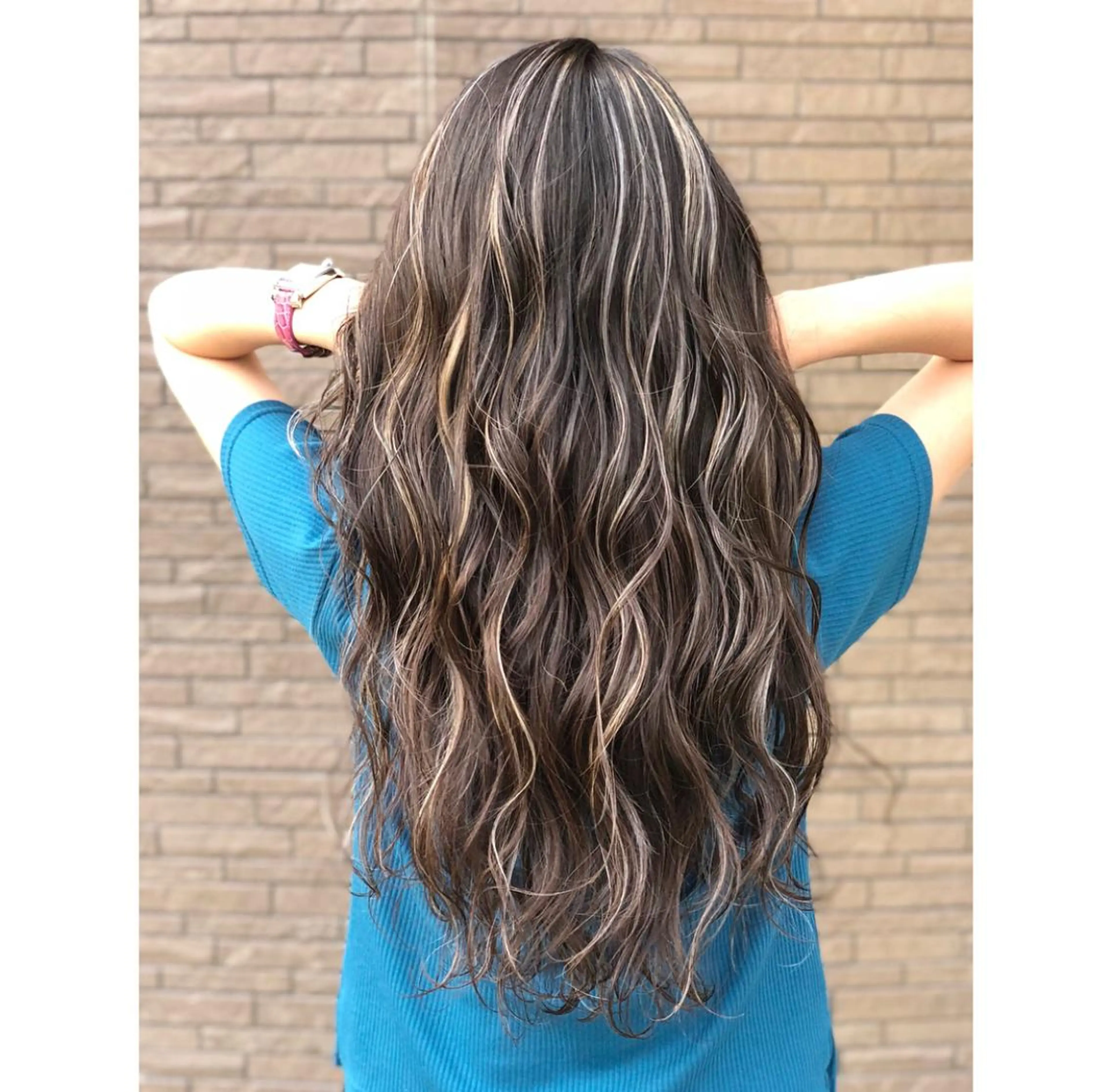 ロング カラー バレイヤージュ デザインカラー グラデーションカラー ハイライトカラー ハイトーンカラー アンドウ ユウ/ レイヤーカット/韓国のヘアスタイル