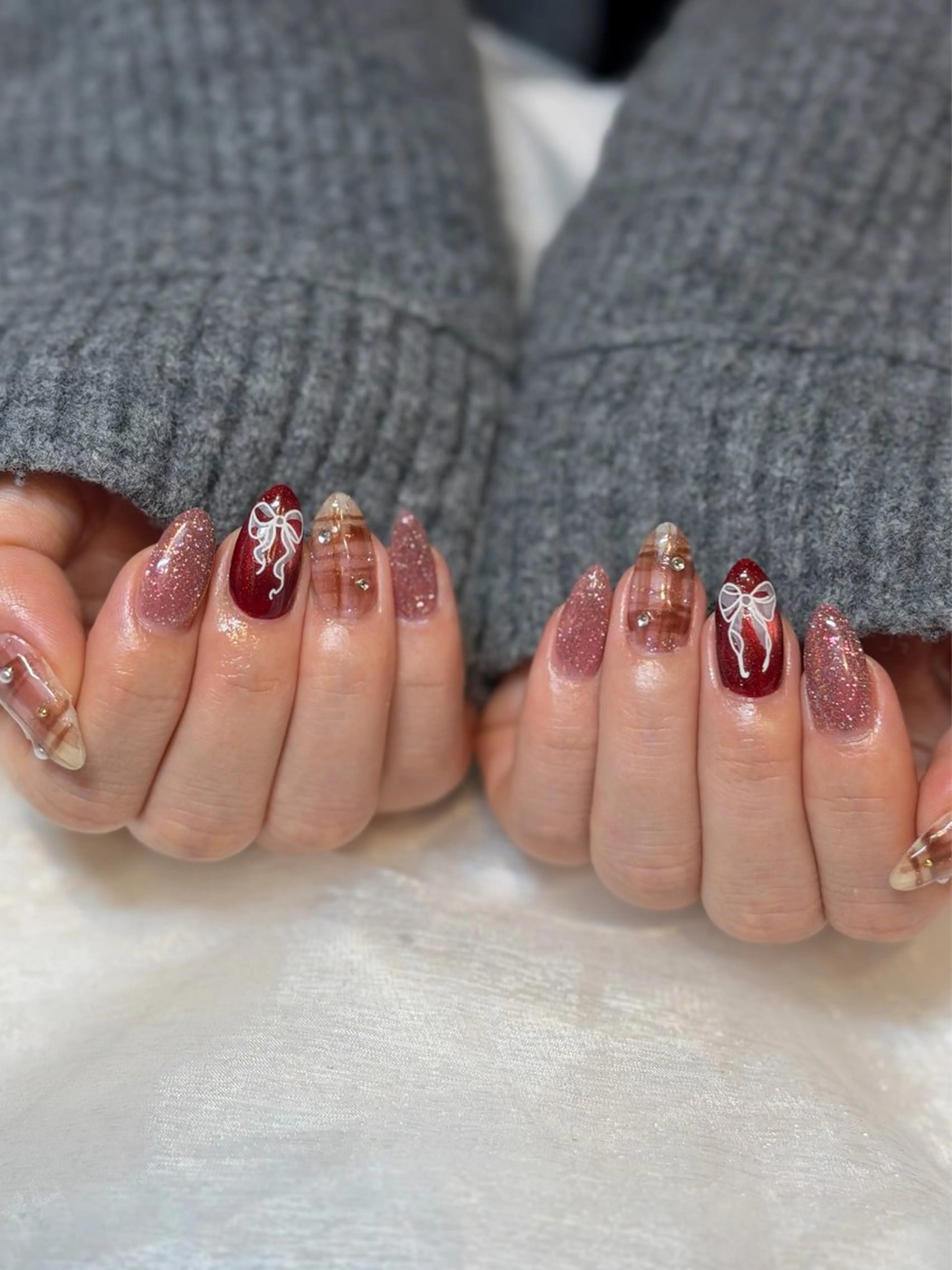 ネイル バレンタイン nailsalon moe.所属・yume 大人かわいいネイルのネイルデザイン