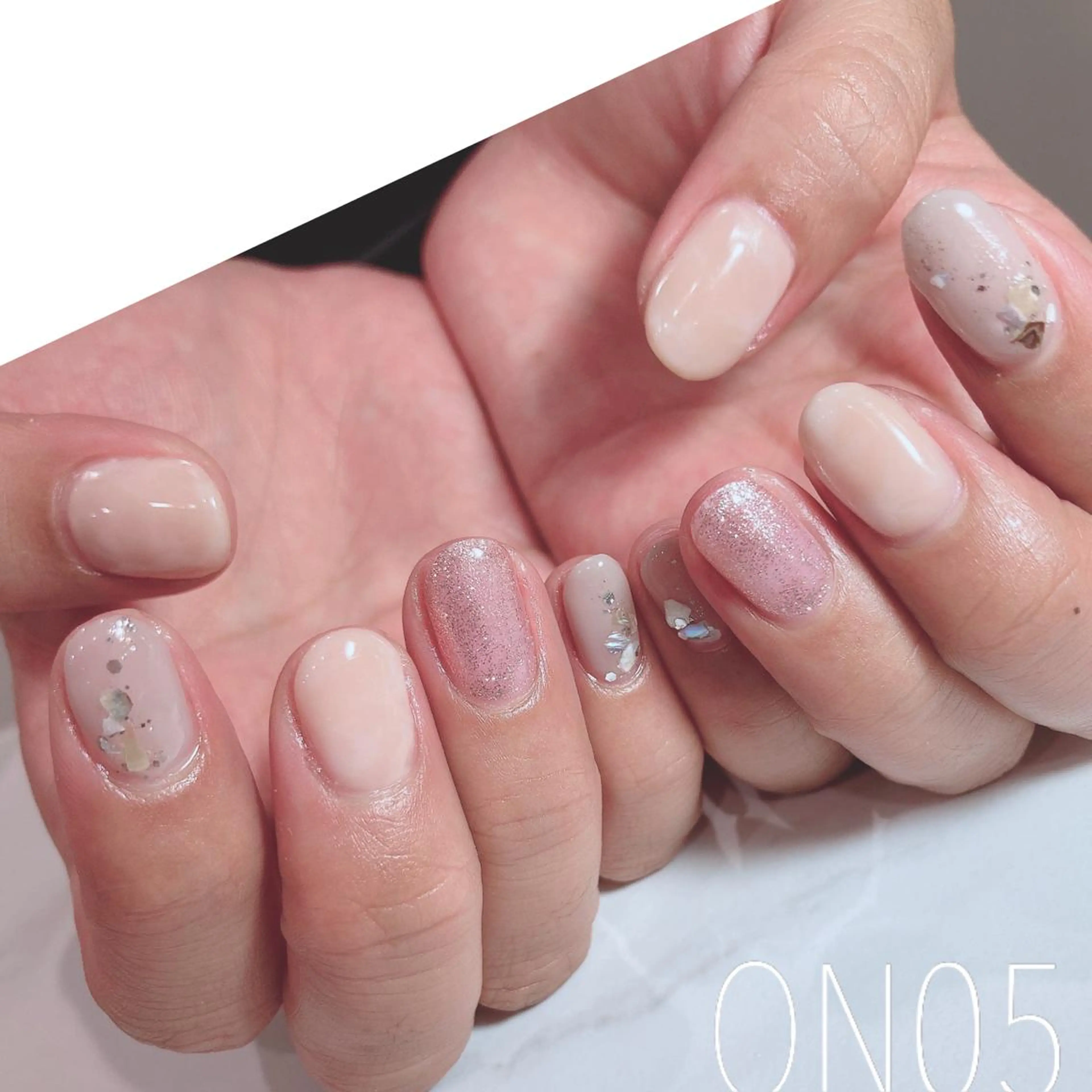 ネイル 園 寛子 （ネイリスト）のネイルデザイン