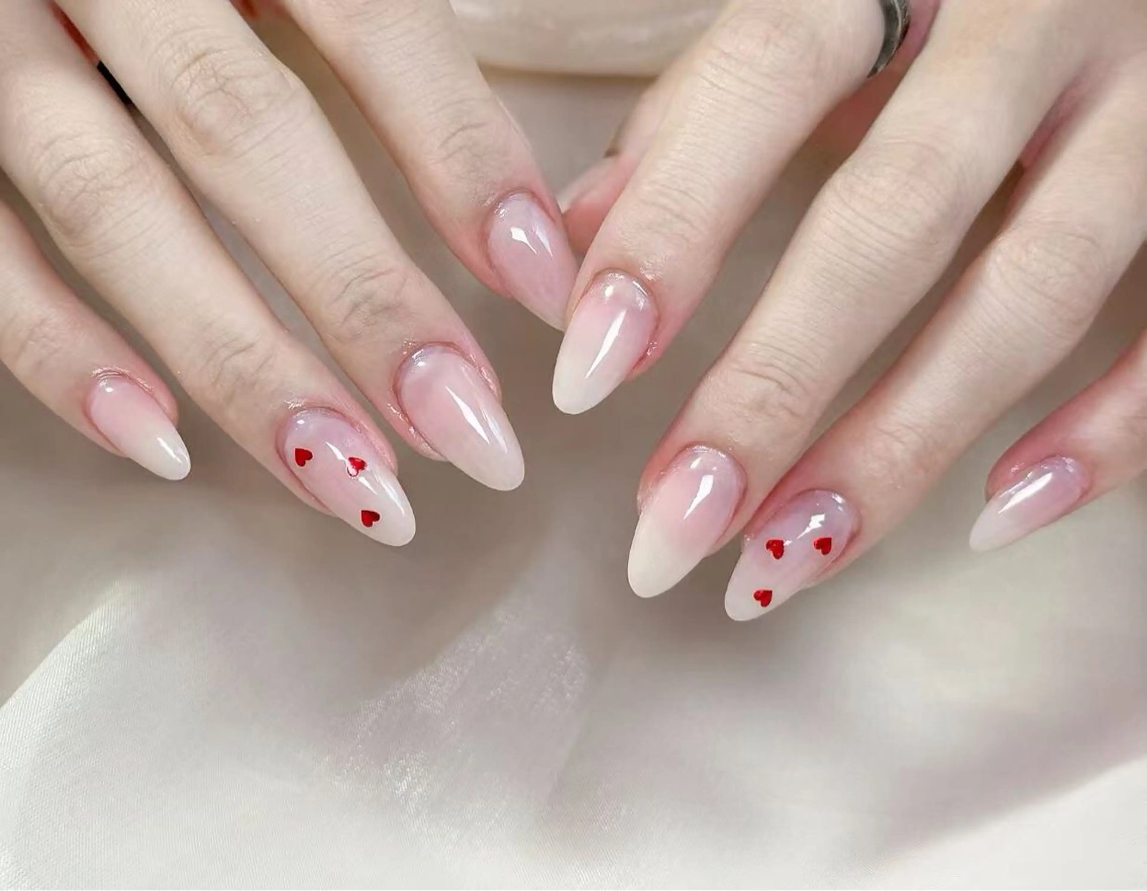 ネイル ハンドネイル 小 雨のネイルデザイン