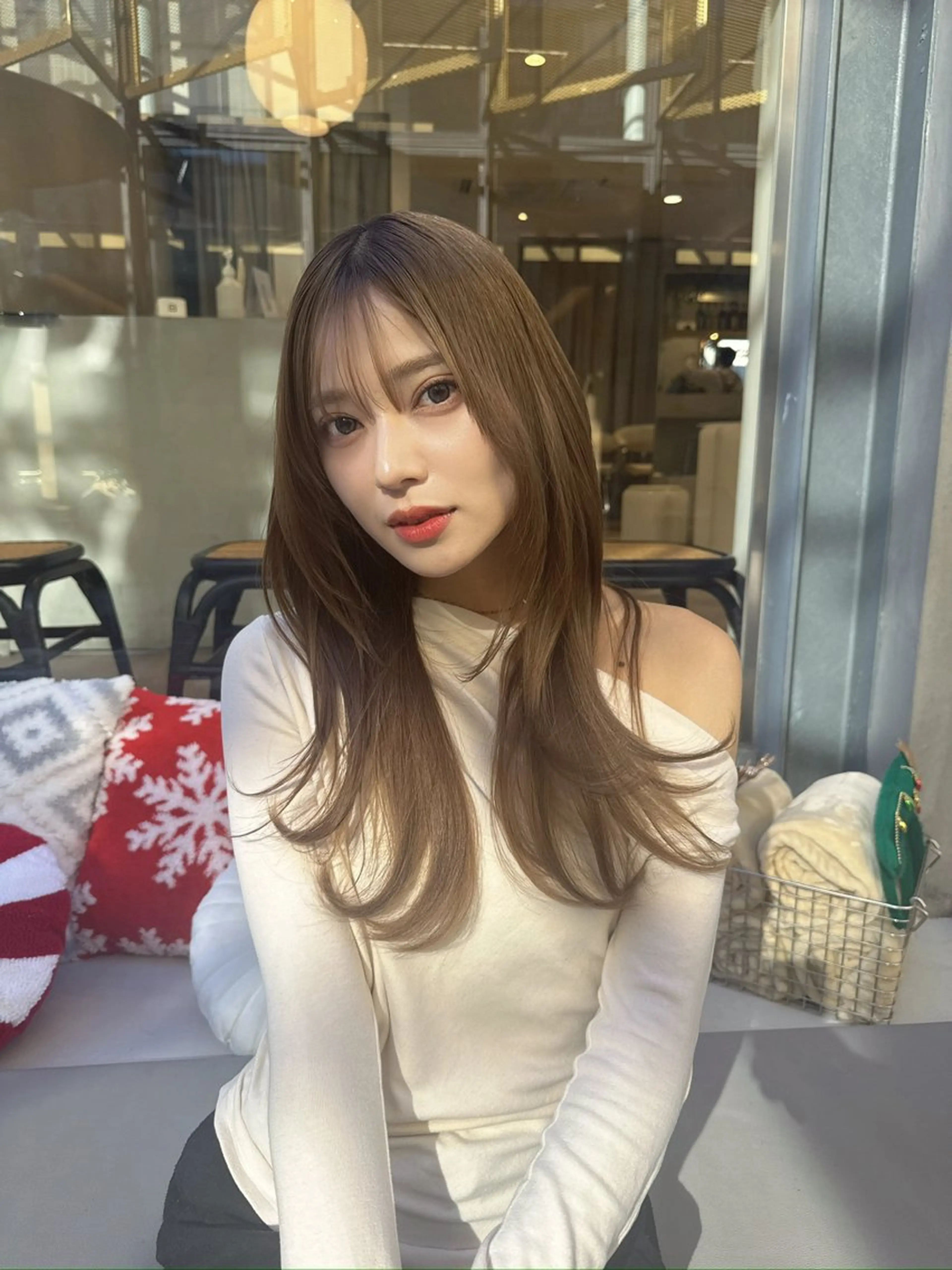 ロング カラー ベージュカラー ショコラベージュ 透明感カラー レイヤーカット カット ヘアカラー トリートメント 💎透明感カラー特化 💎TAISEIのヘアスタイル