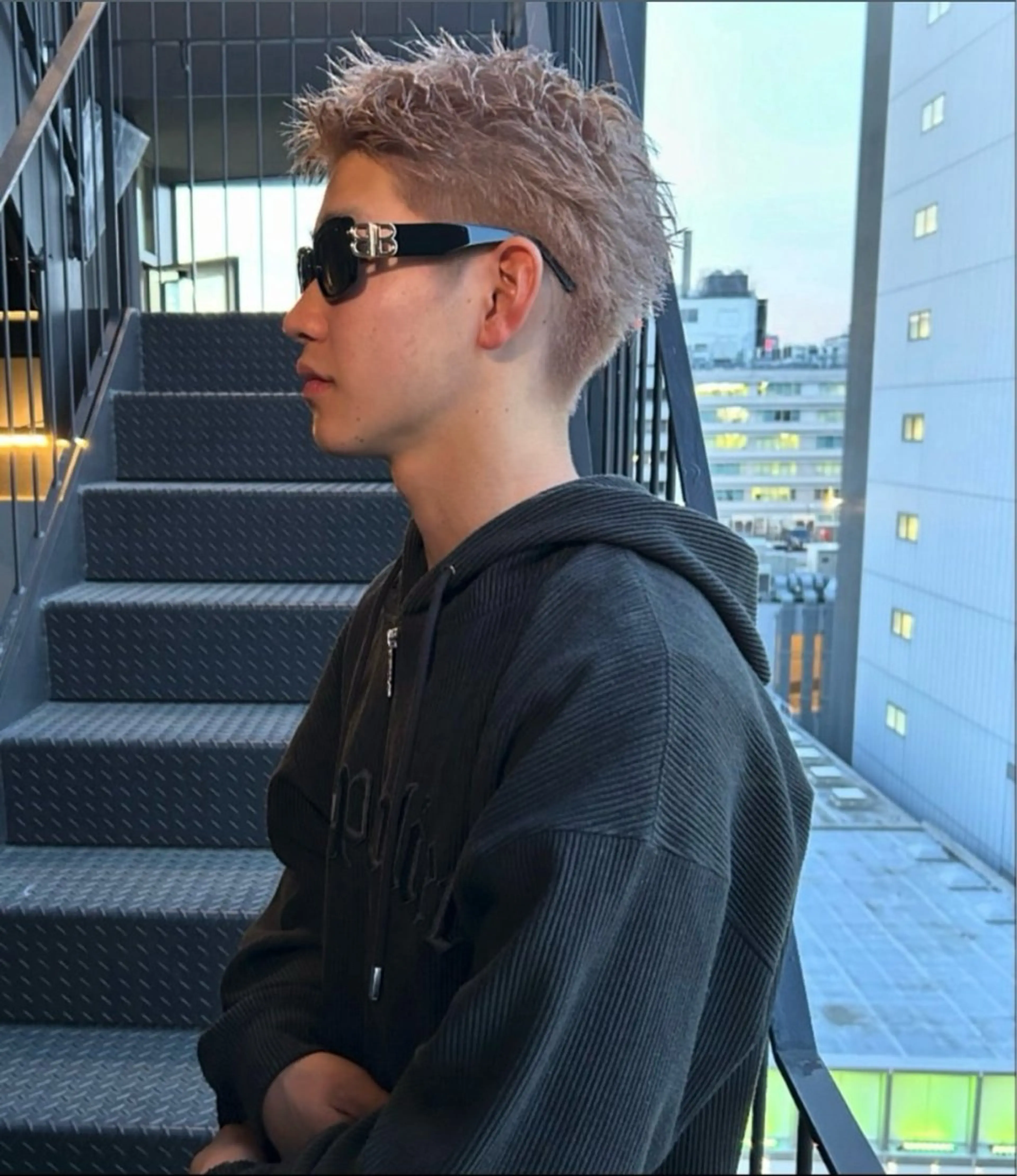 ⭐️ミニモ土日限定価格⭐️カット+ブリーチダブルカラー＆オージュアトリートメント🩷の写真