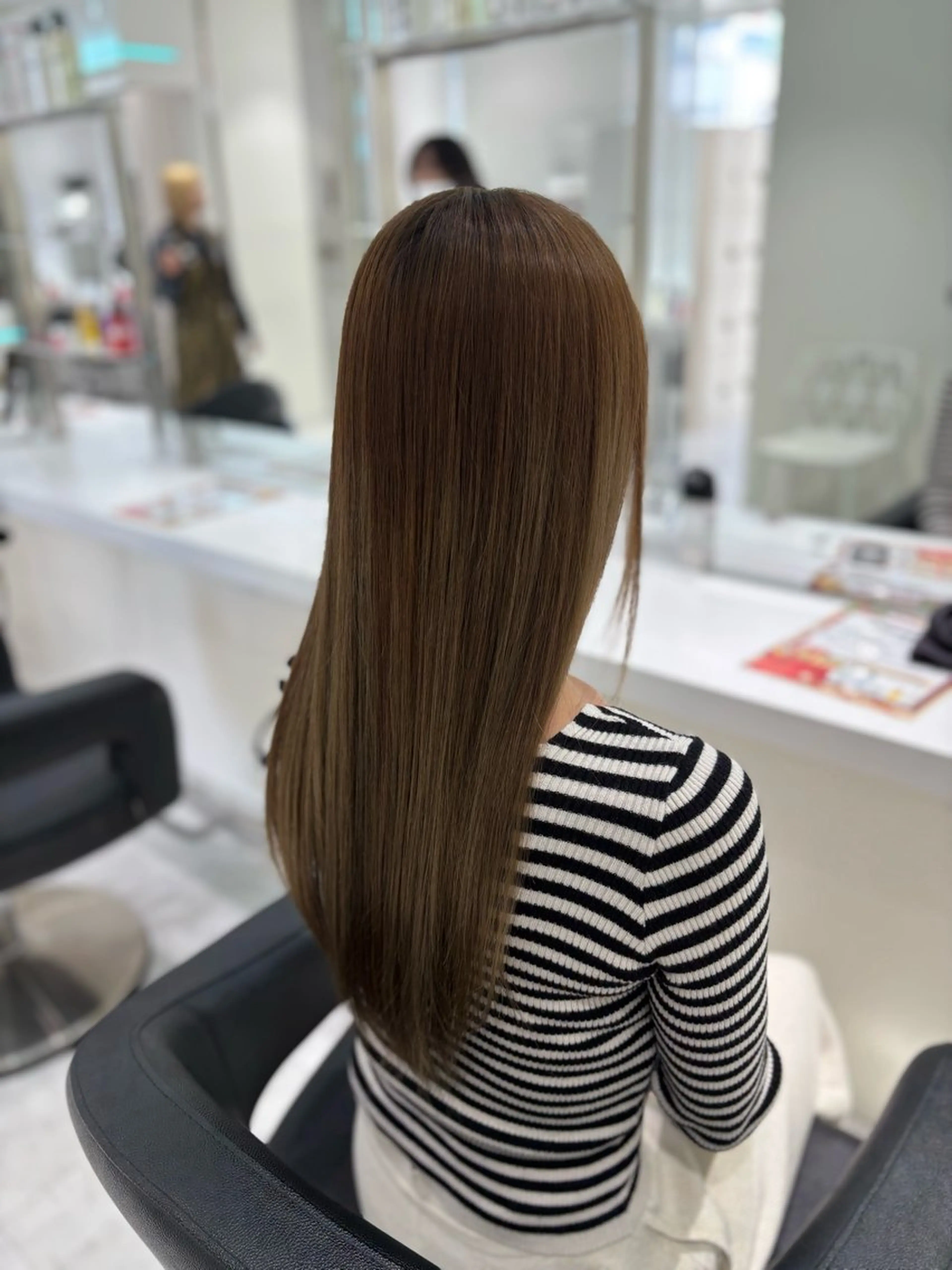 ロング カラー ヘアカラー トリートメント ヘッドスパ ヘアセット ブリーチなし透明感 ×縮毛矯正🤍ユウのヘアスタイル