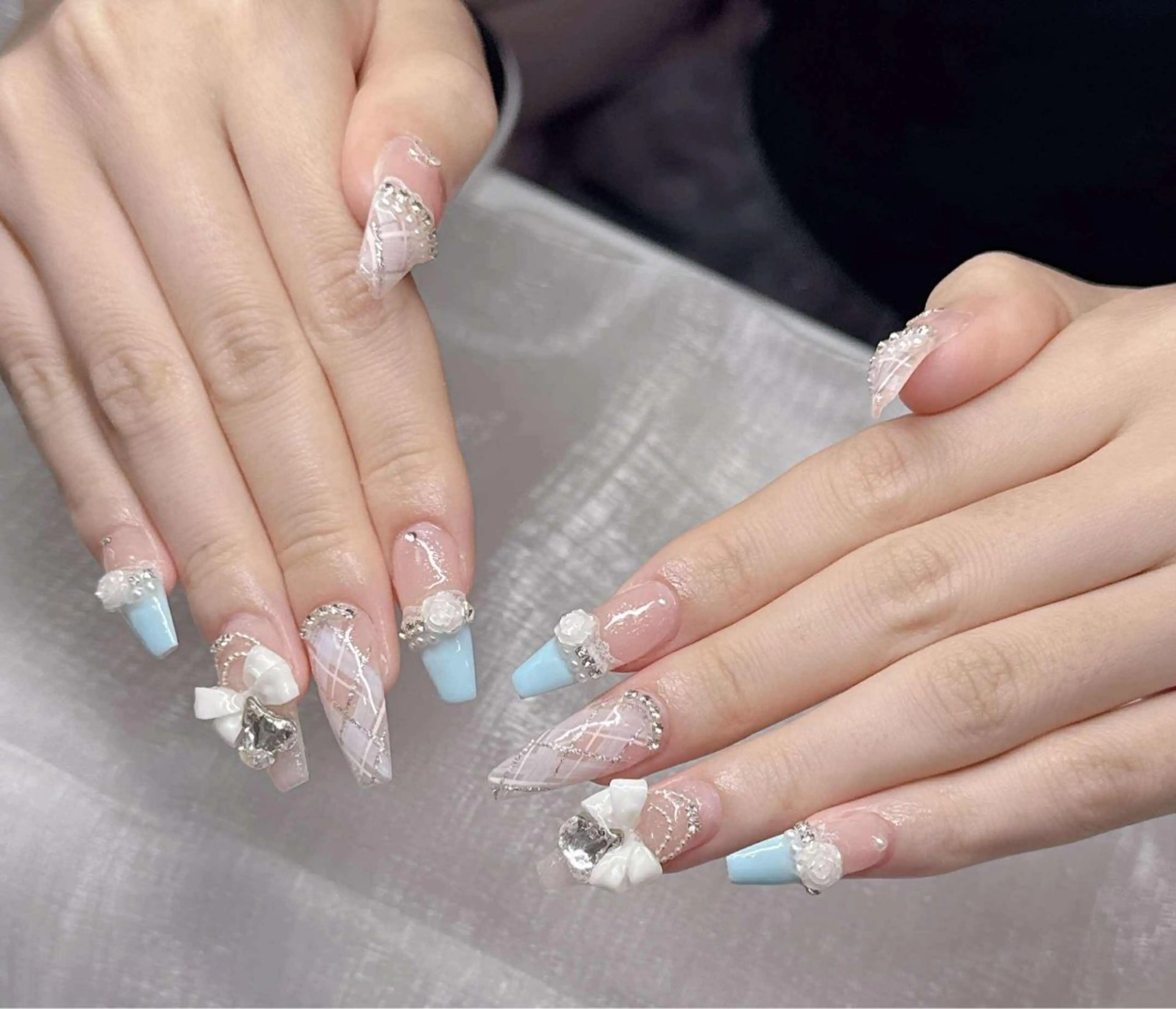 ネイル ハンドネイル Lee Nailsのネイルデザイン