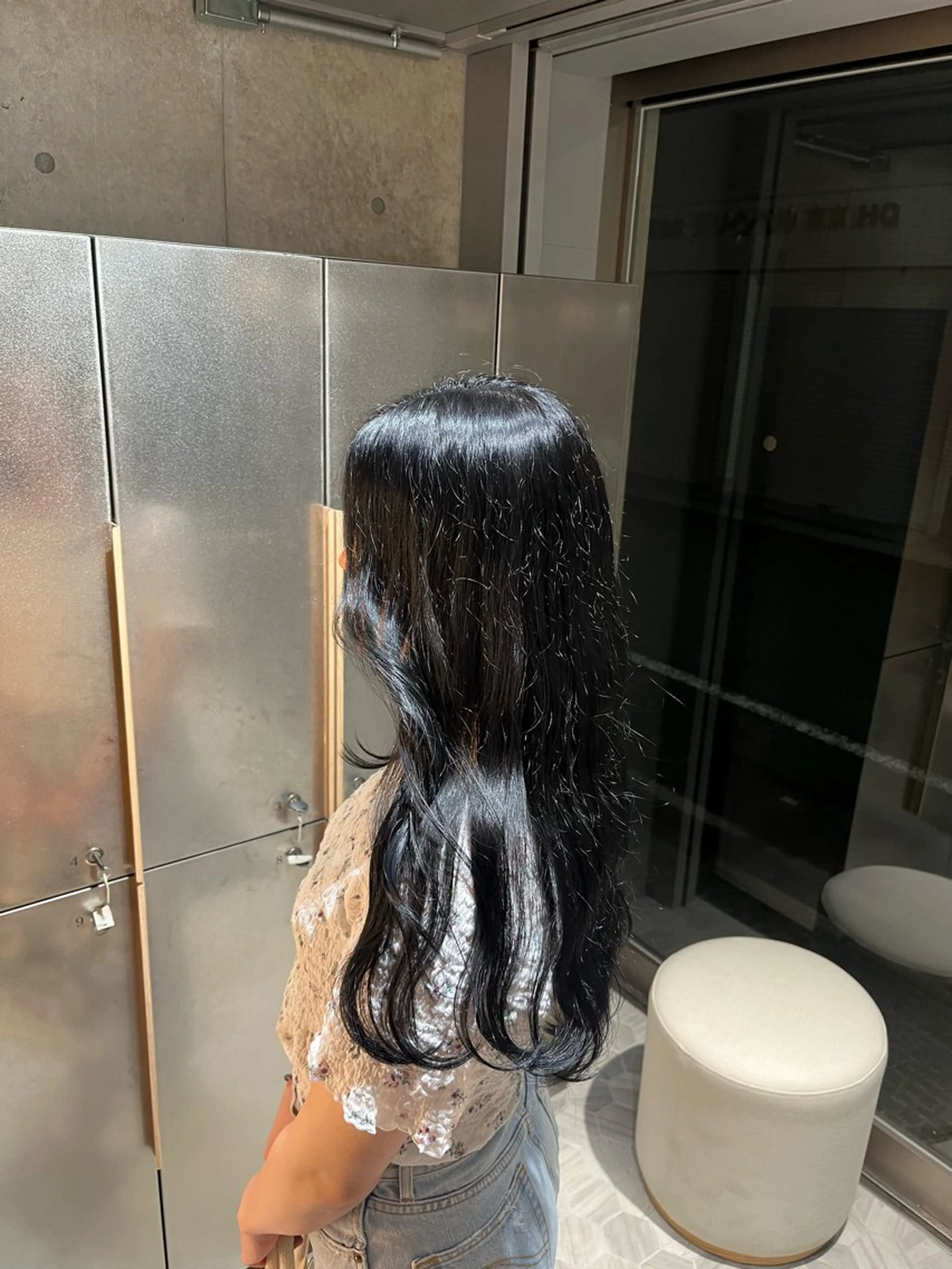 【❕限定価格❕】寒色カラー️❄️🫧髪質改善ワンカラー️🫧➕シャンプー➕トリートメントの写真