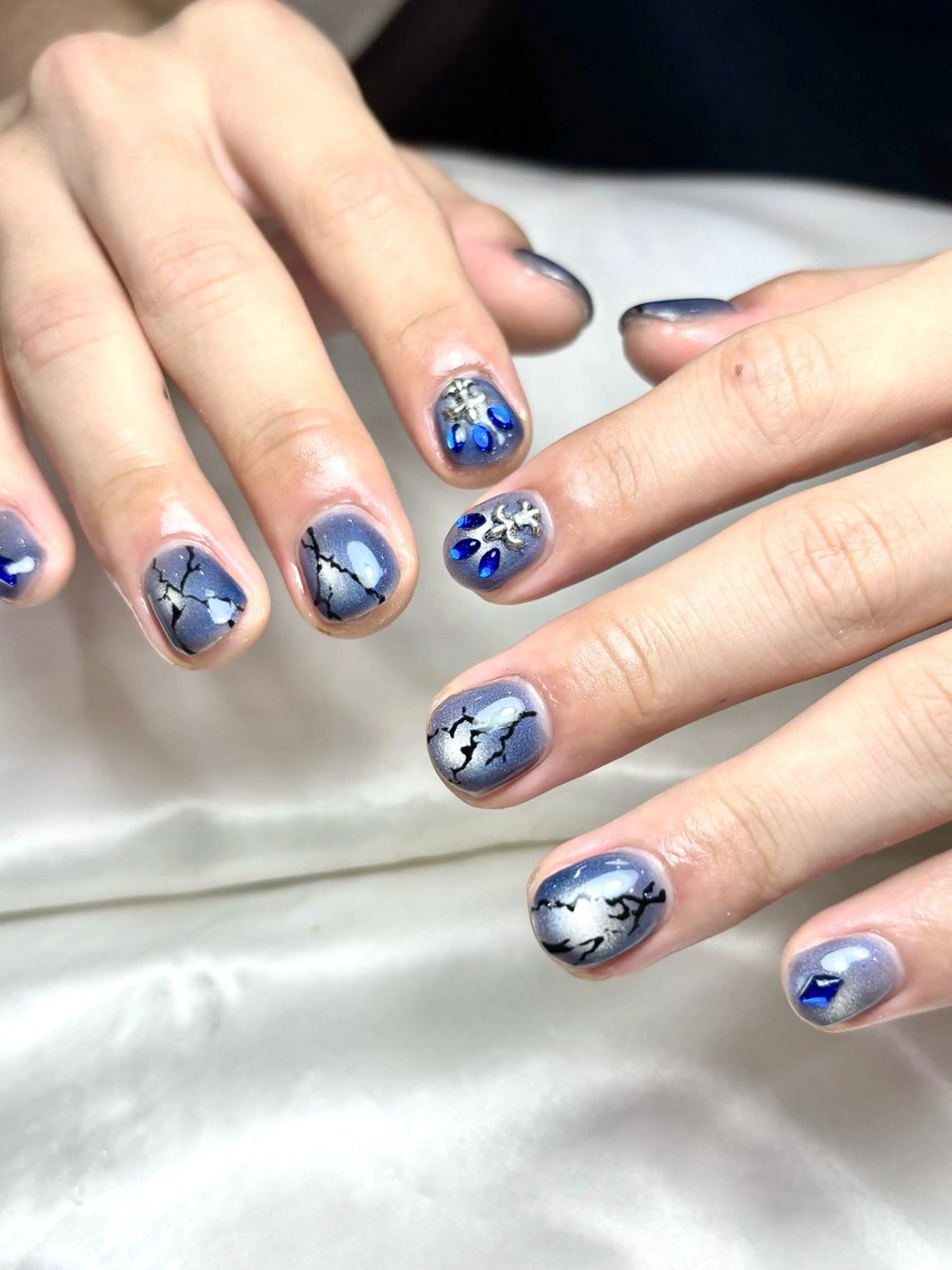 ネイル アートネイル マグネットネイル メンズネイル Ray nail   WAKA️🫧のネイルデザイン