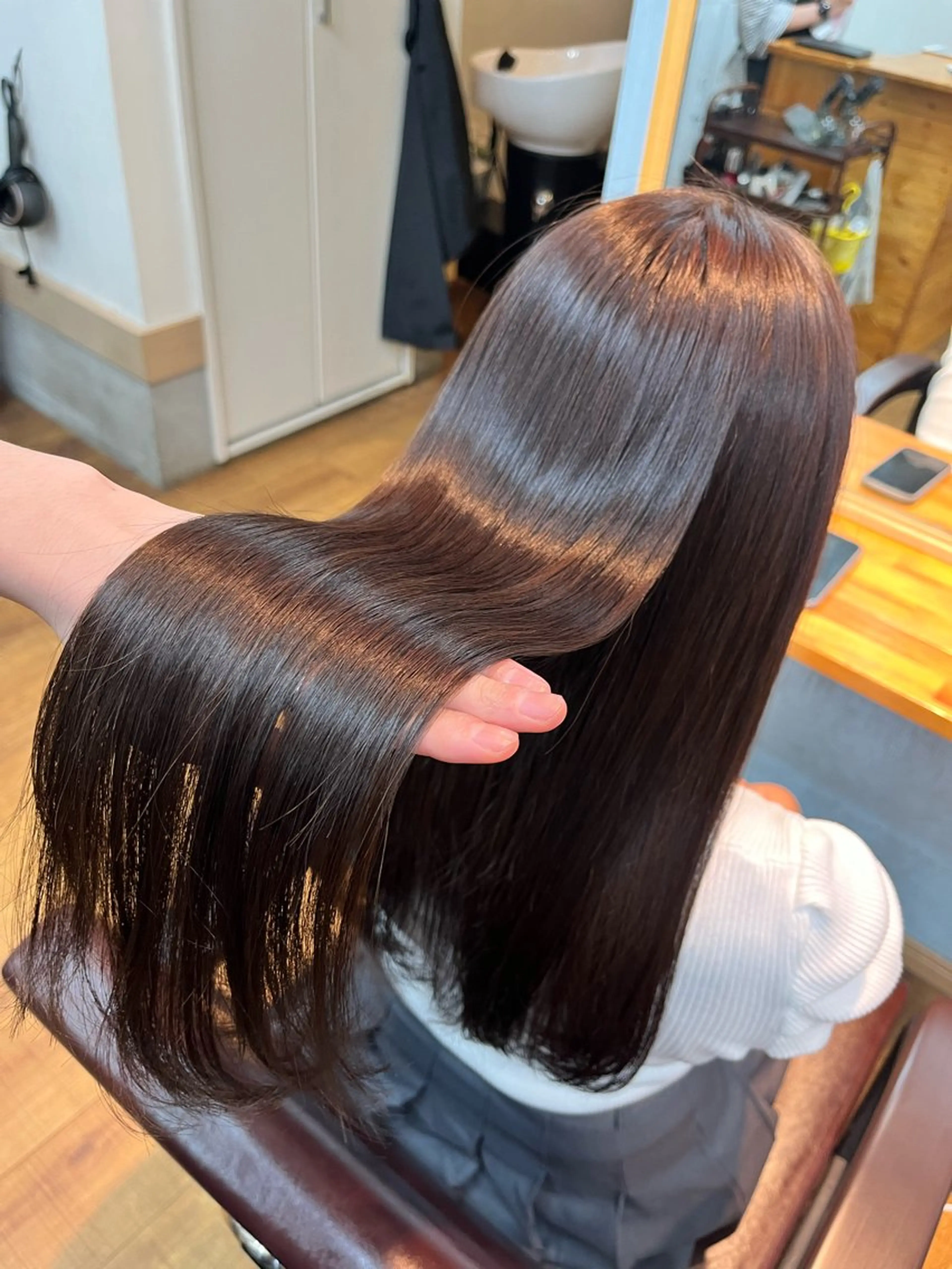 🧸特別仕立てのうる艶髪🧸カット+カラー+EANS質感再整トリートメントの写真