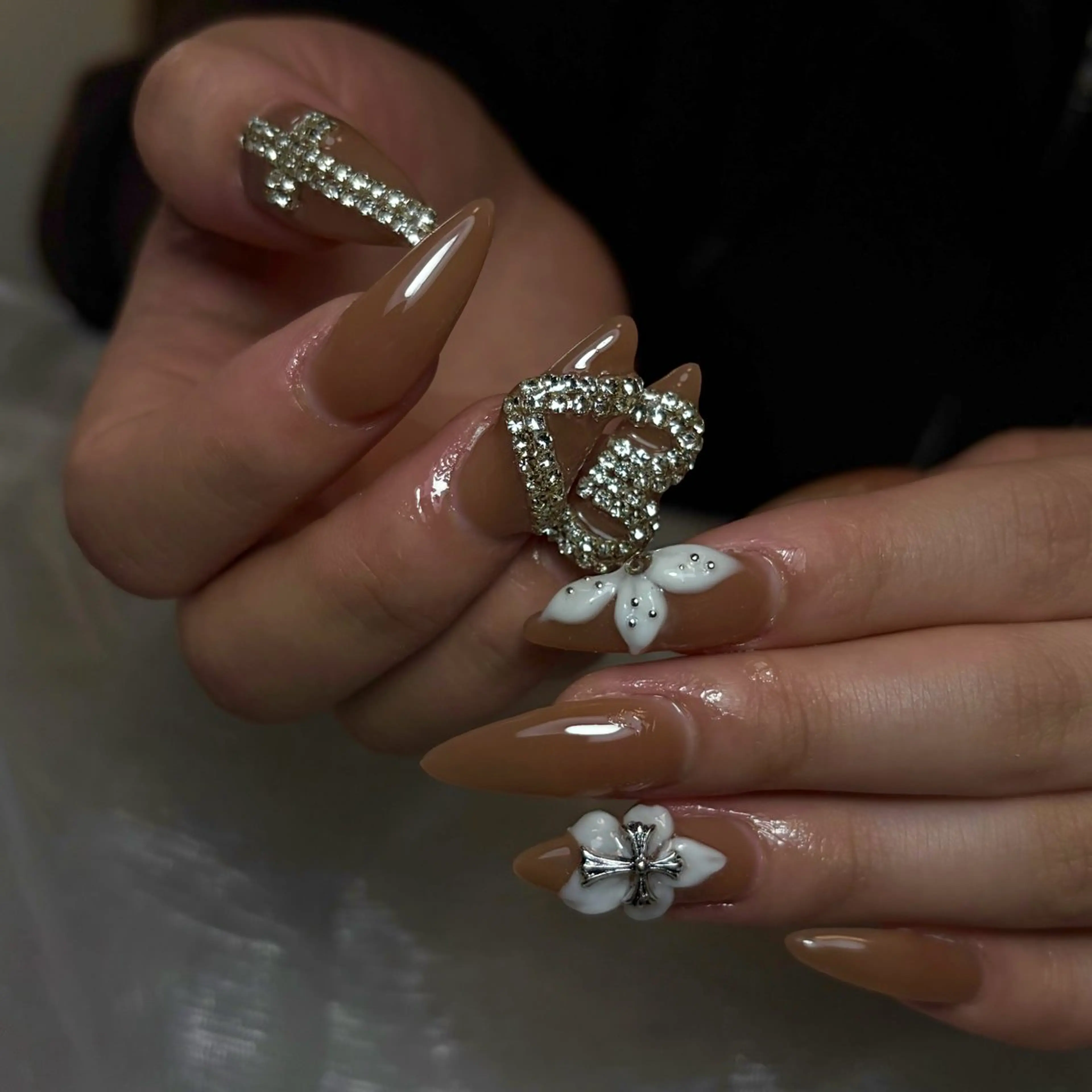 ネイル ハンドネイル hina nailのネイルデザイン