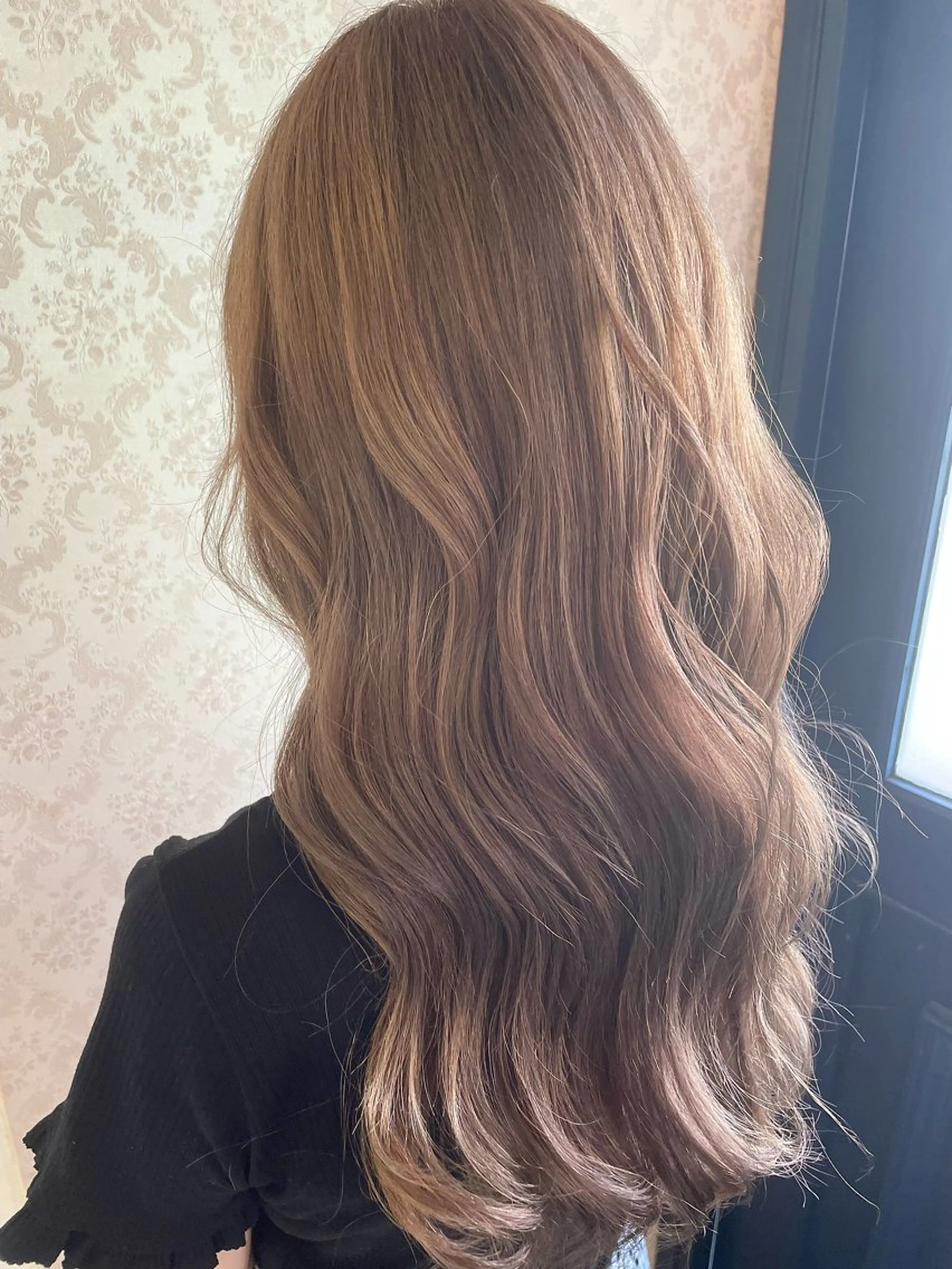 ロング カラー カット ヘアカラー トリートメント ヒヨシ ルナのヘアスタイル