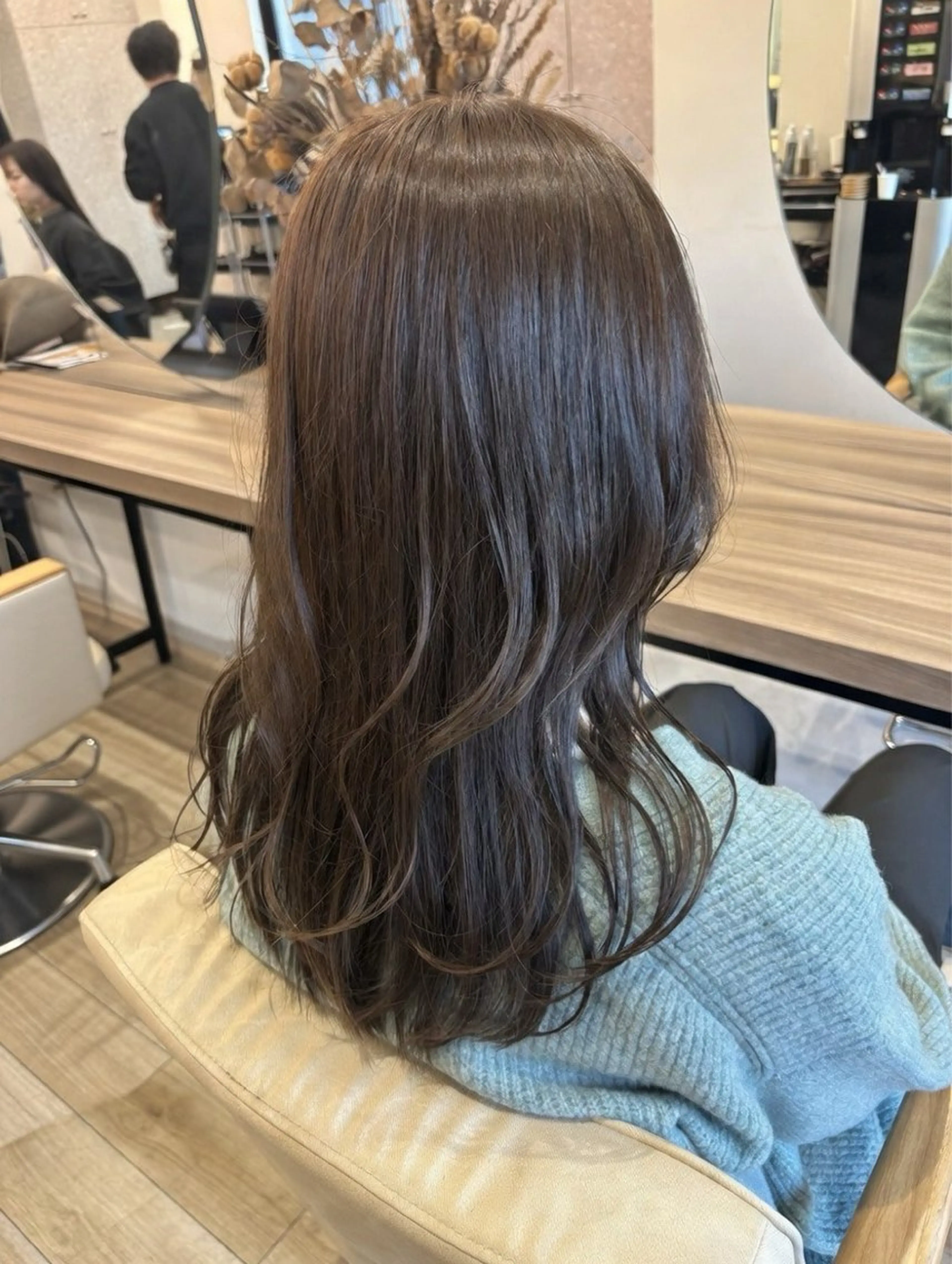 カラー カット ヘアカラー トリートメント 🫧髪質改善/暖色 /くびれミディ🫧のヘアスタイル