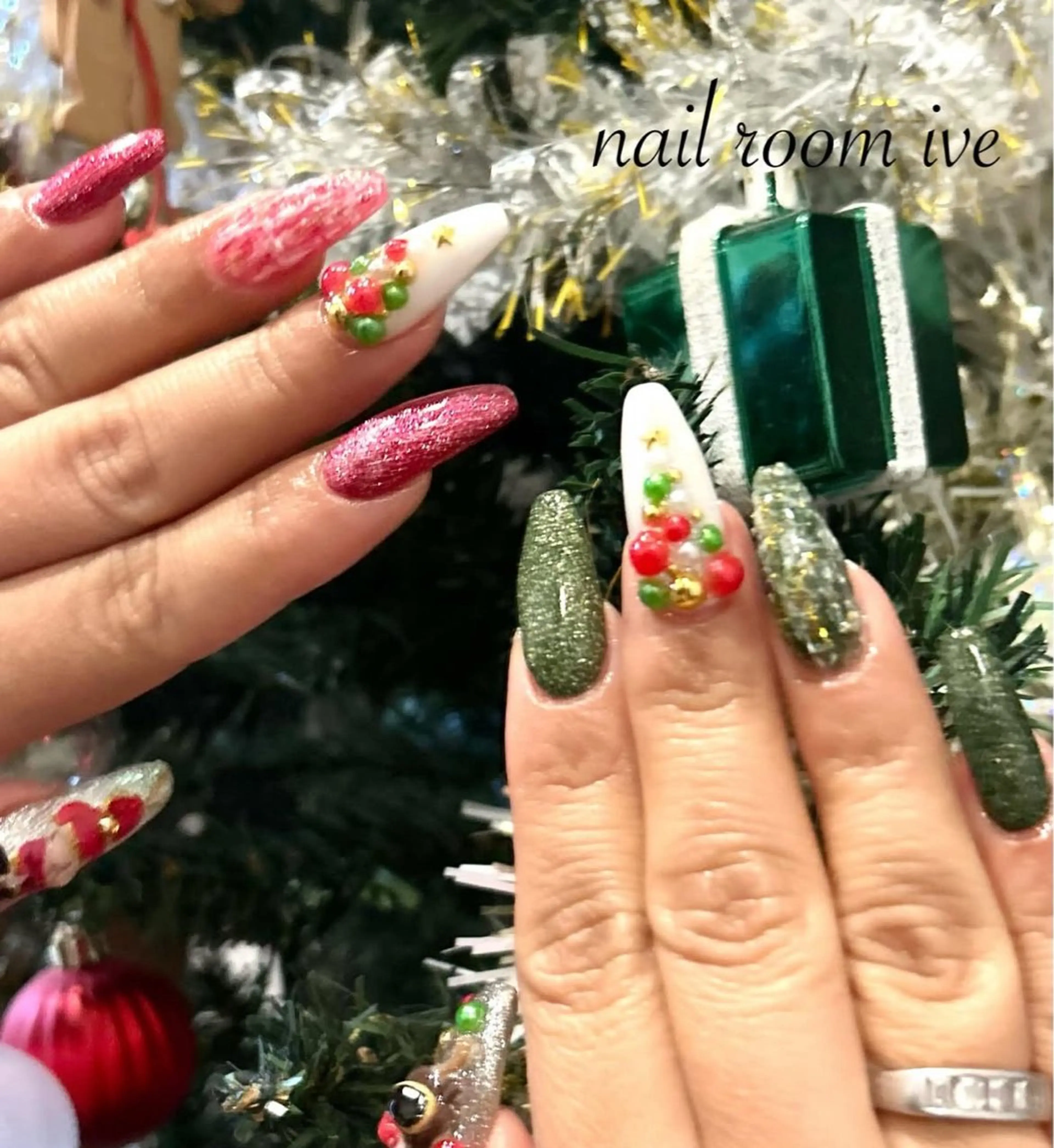 ネイル 冬ネイル クリスマス nail room IVEのネイルデザイン
