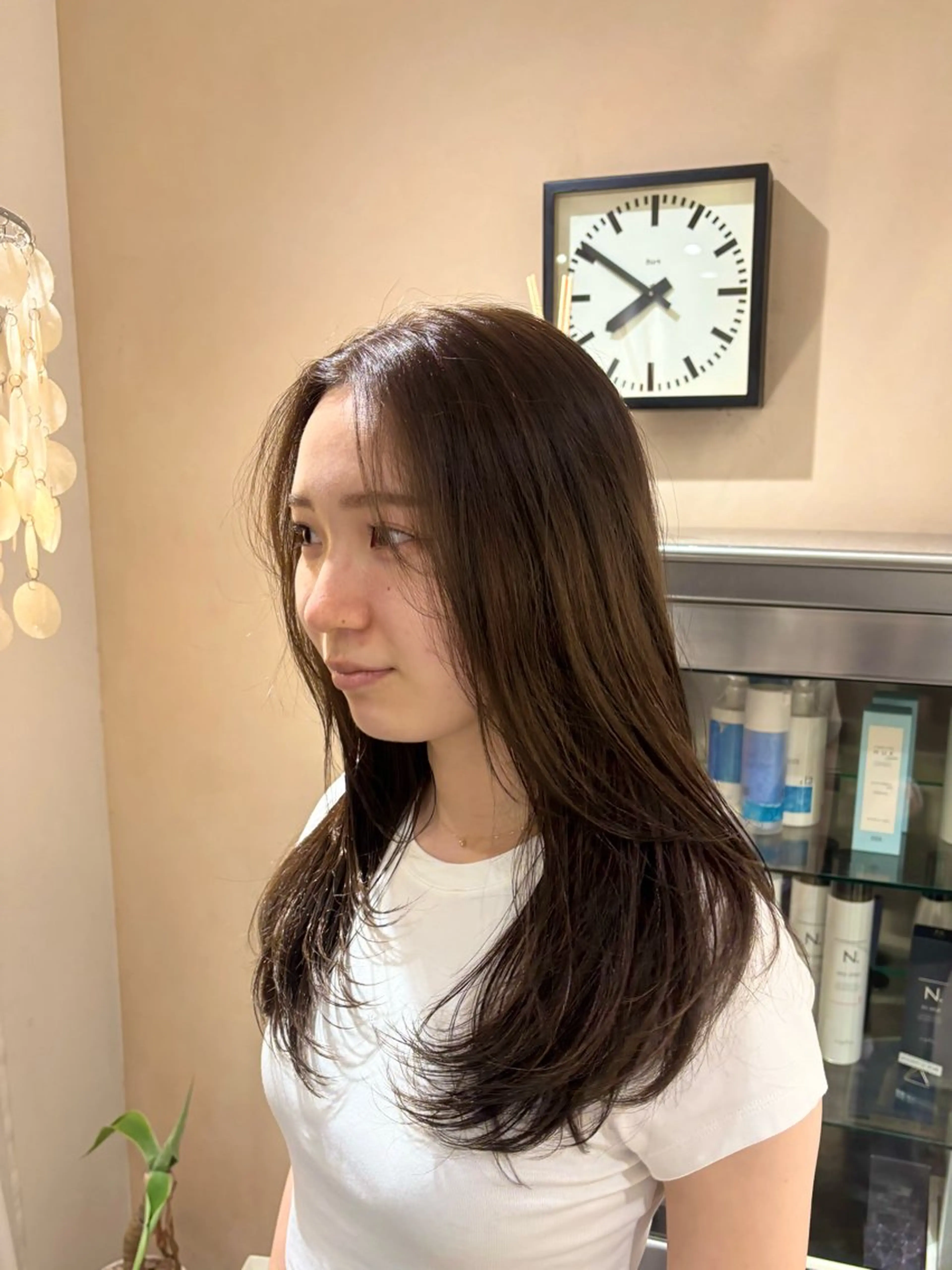 ロング 寺尾 遥のヘアスタイル