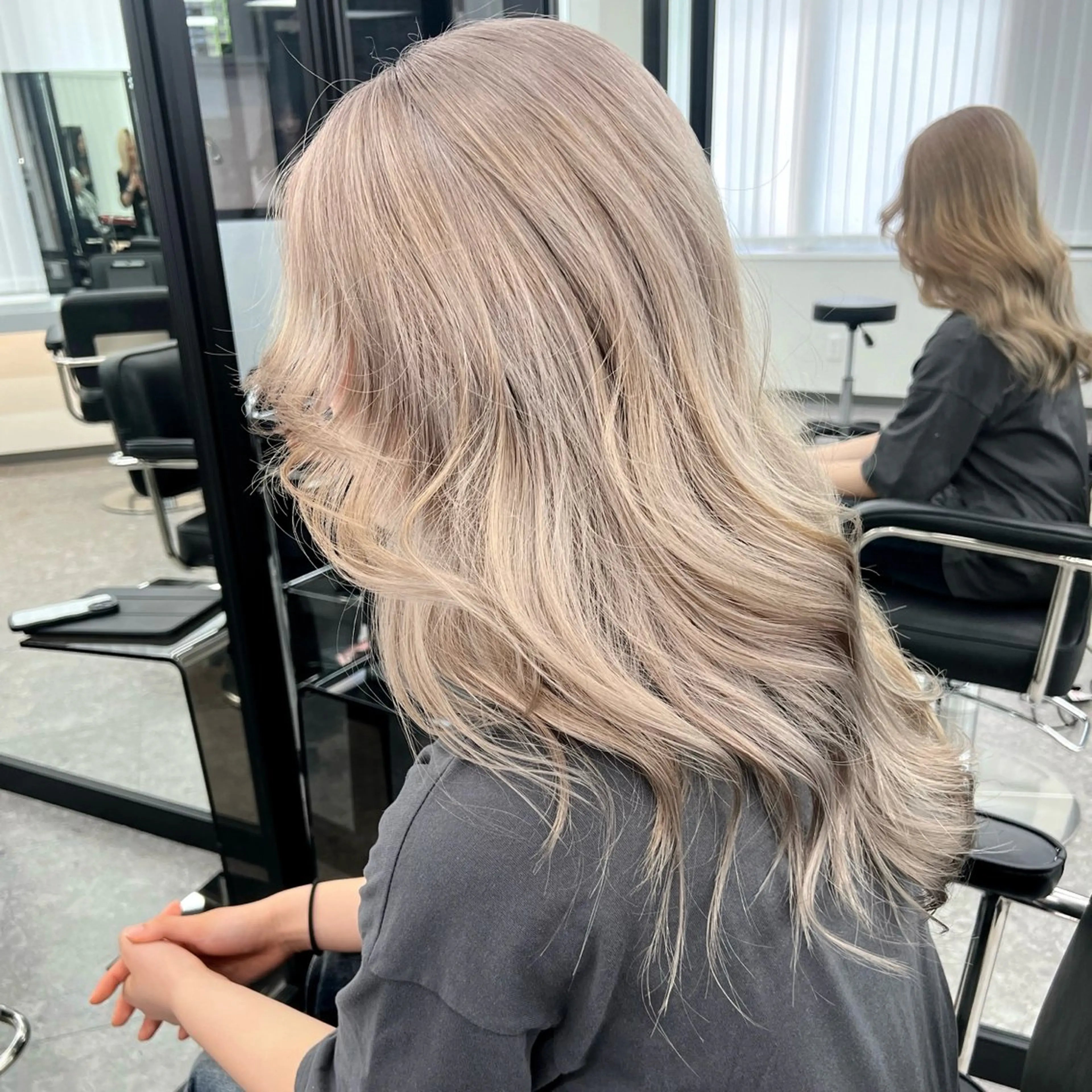 ロング カラー ヘアカラー トリートメント 梅田/韓国ヘア/ エクステ🤖ヒナのヘアスタイル