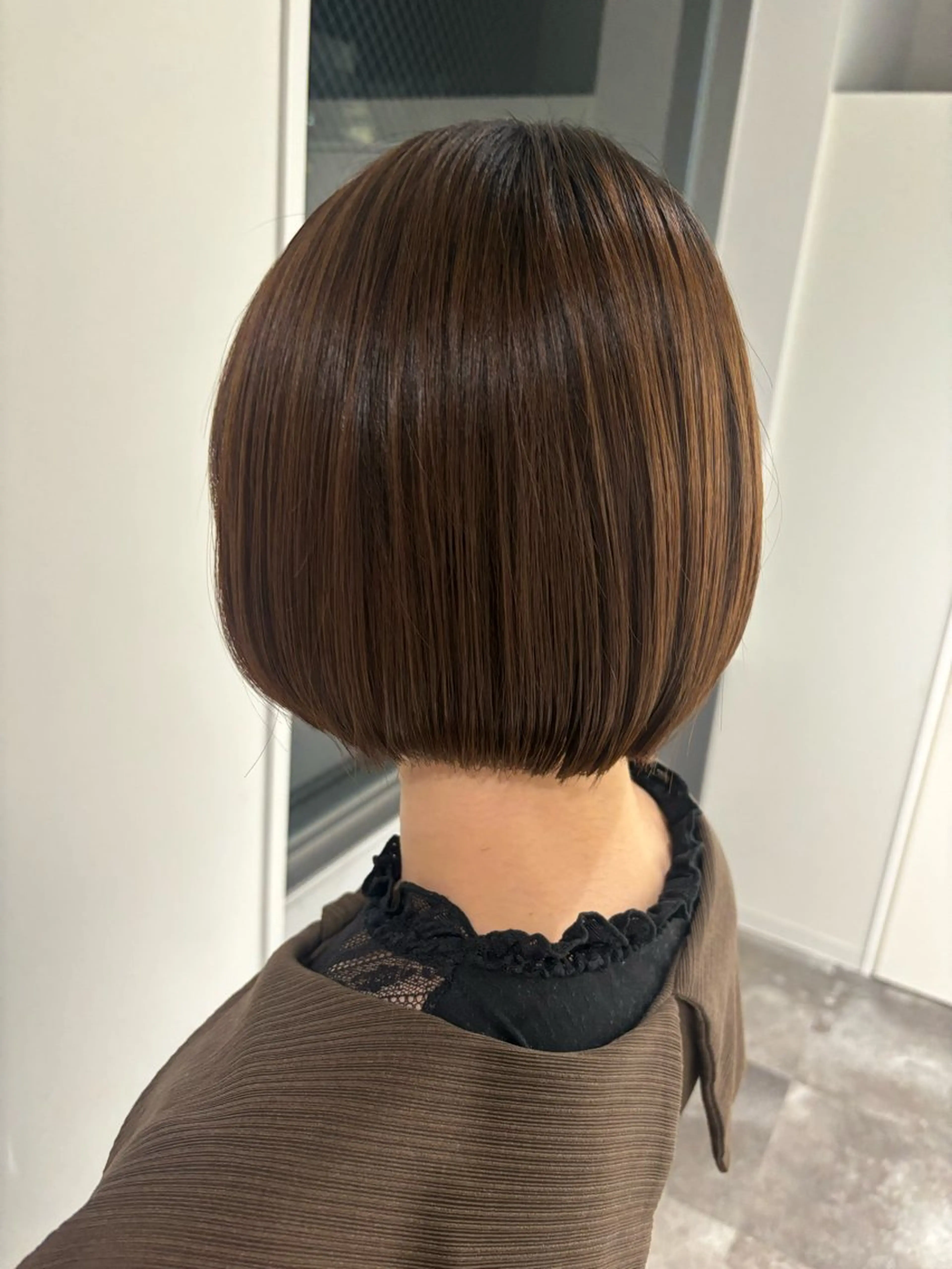 ショート ボブ カット ヘアカラー 穐田 航のヘアスタイル