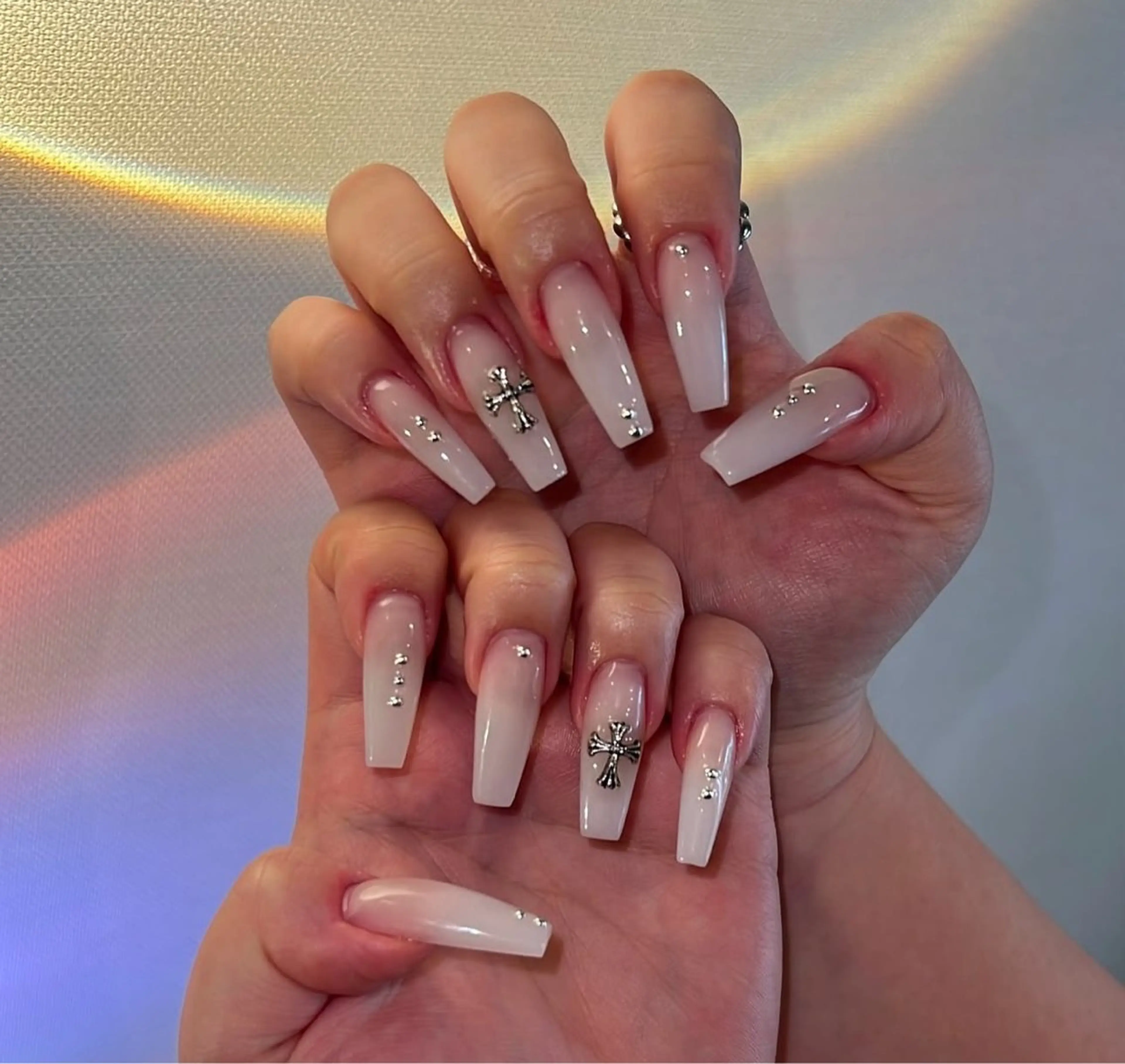 ネイル グラデーション キラキラネイル ワンカラーネイル 冬ネイル Jenn Nail Salonのネイルデザイン