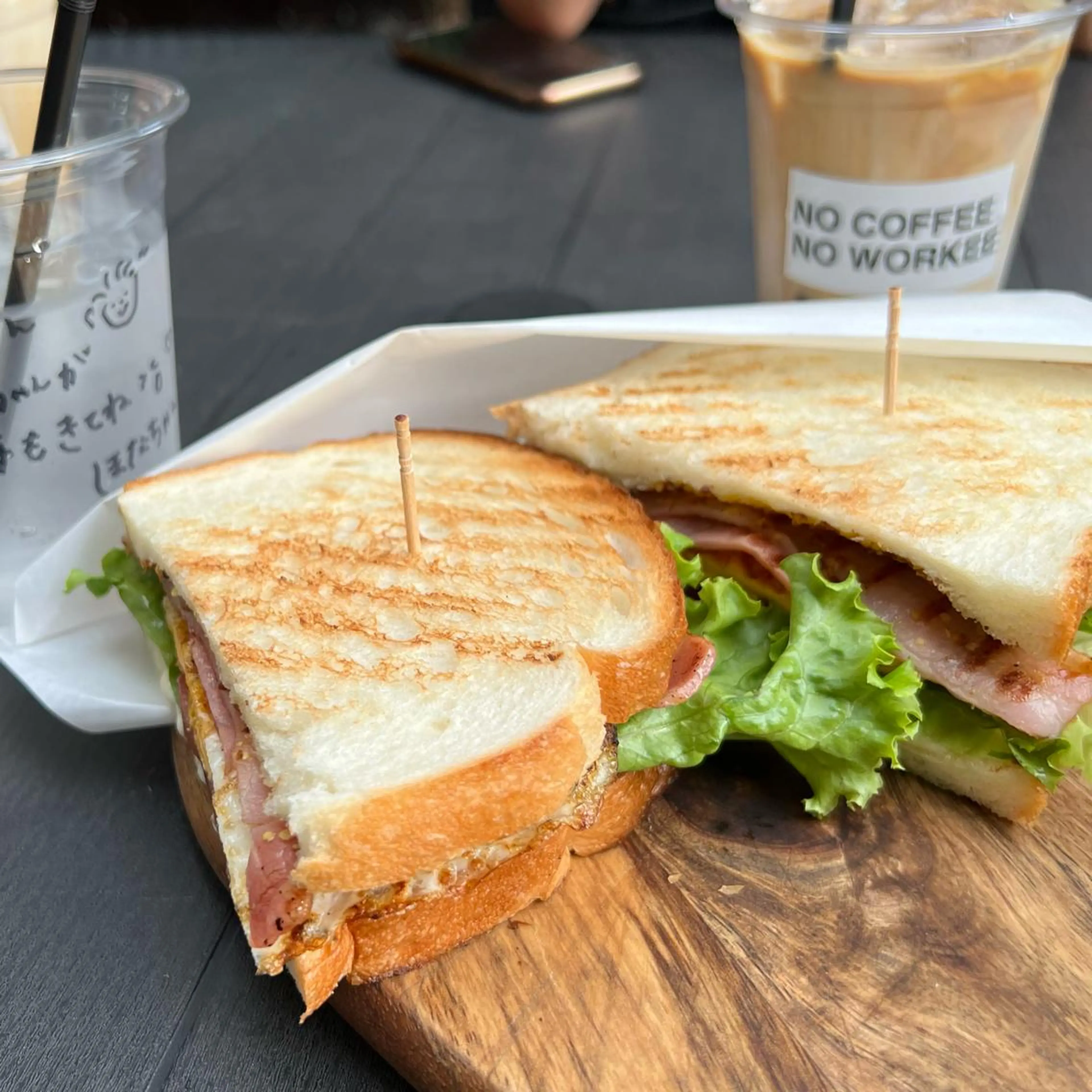 TIDEHAIR SHIHOのヘアスタイル