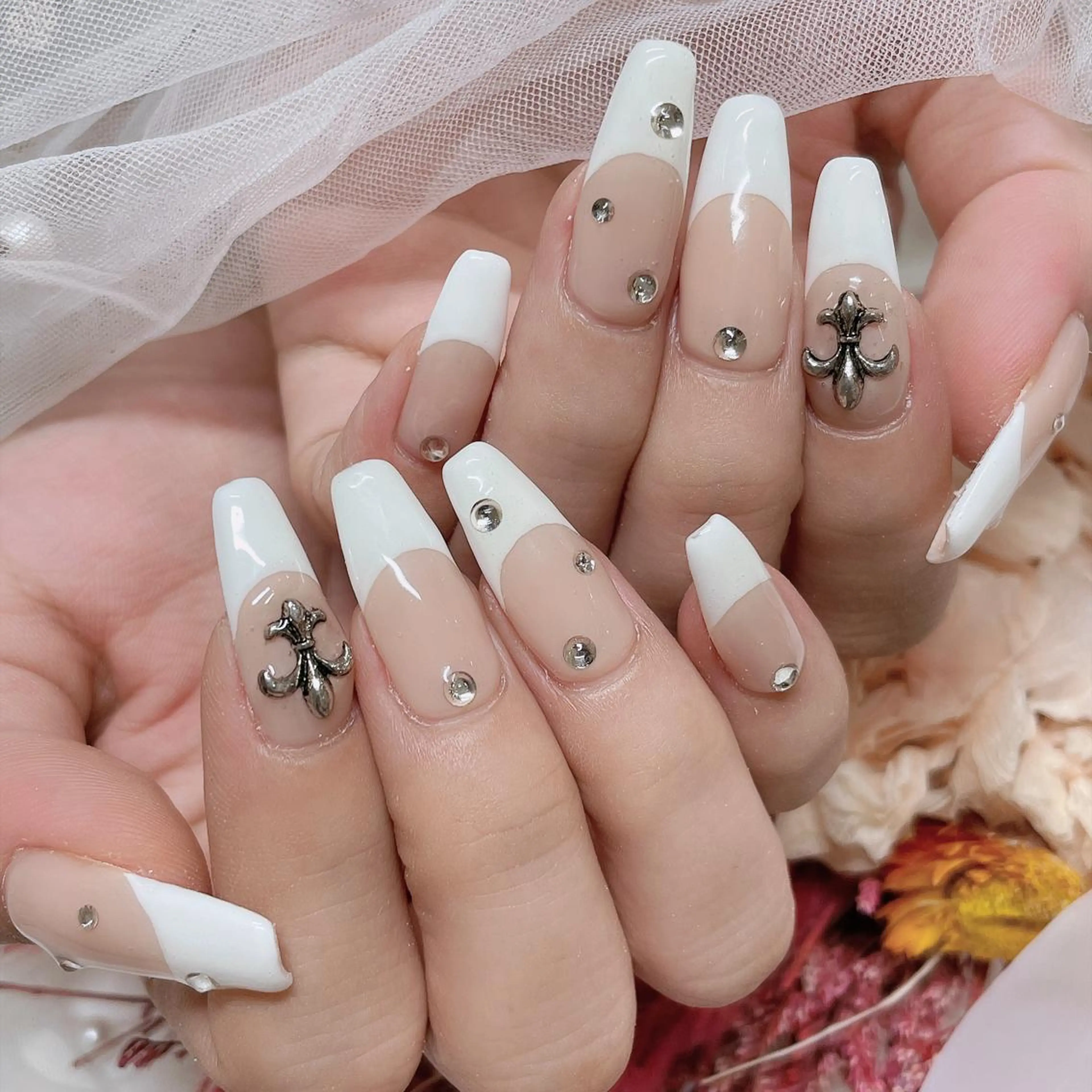 ネイル 長さだし専門店 M2　rikaのネイルデザイン