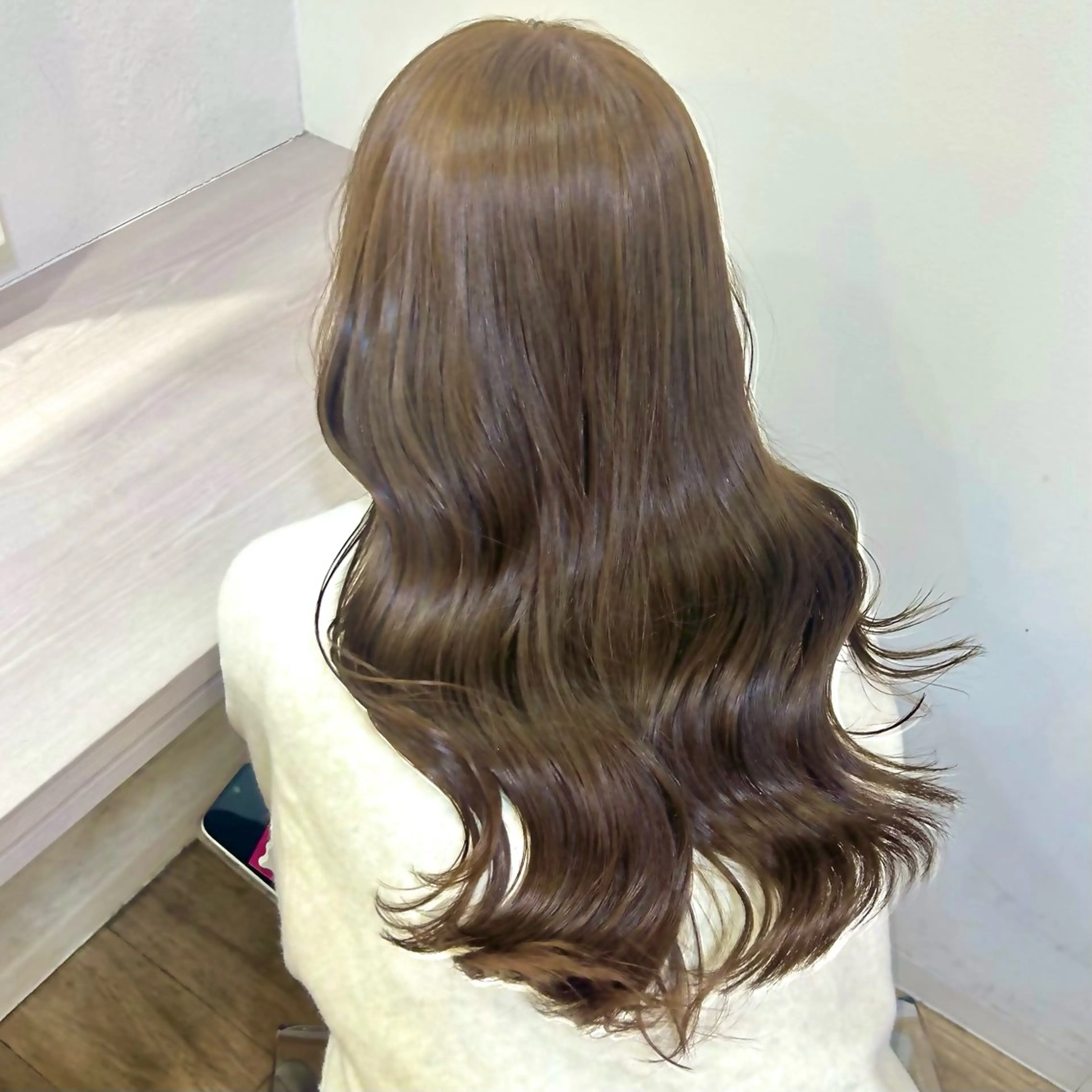 セミロング カラー ベージュカラー ブリーチ ブラウンカラー 透明感カラー グレージュ カット ヘアカラー トリートメント ブリーチなしベージュ /ヘアセット/ミユのヘアスタイル