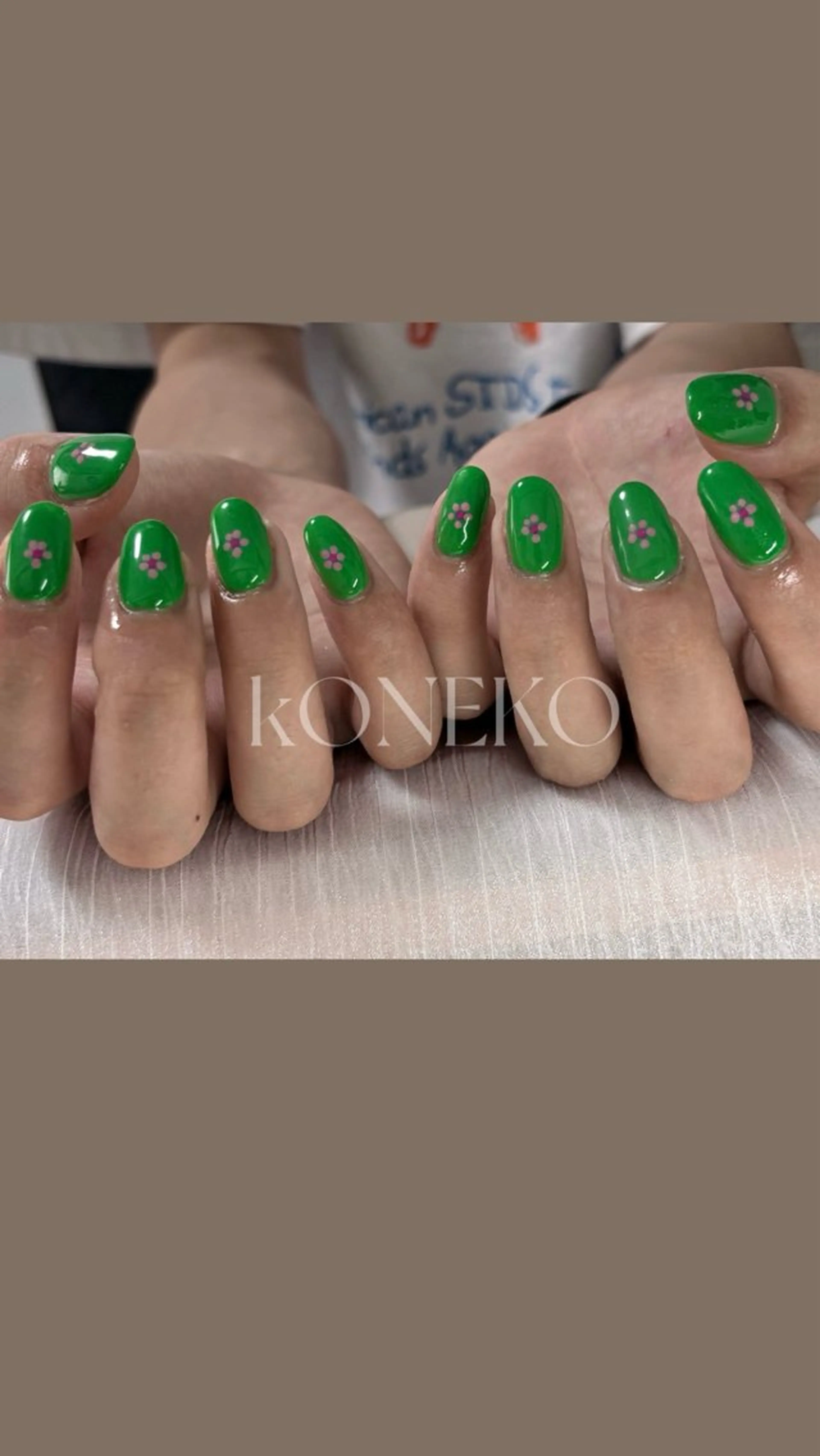 ネイル ハンドネイル コネコネイルサロン モデル用のネイルデザイン