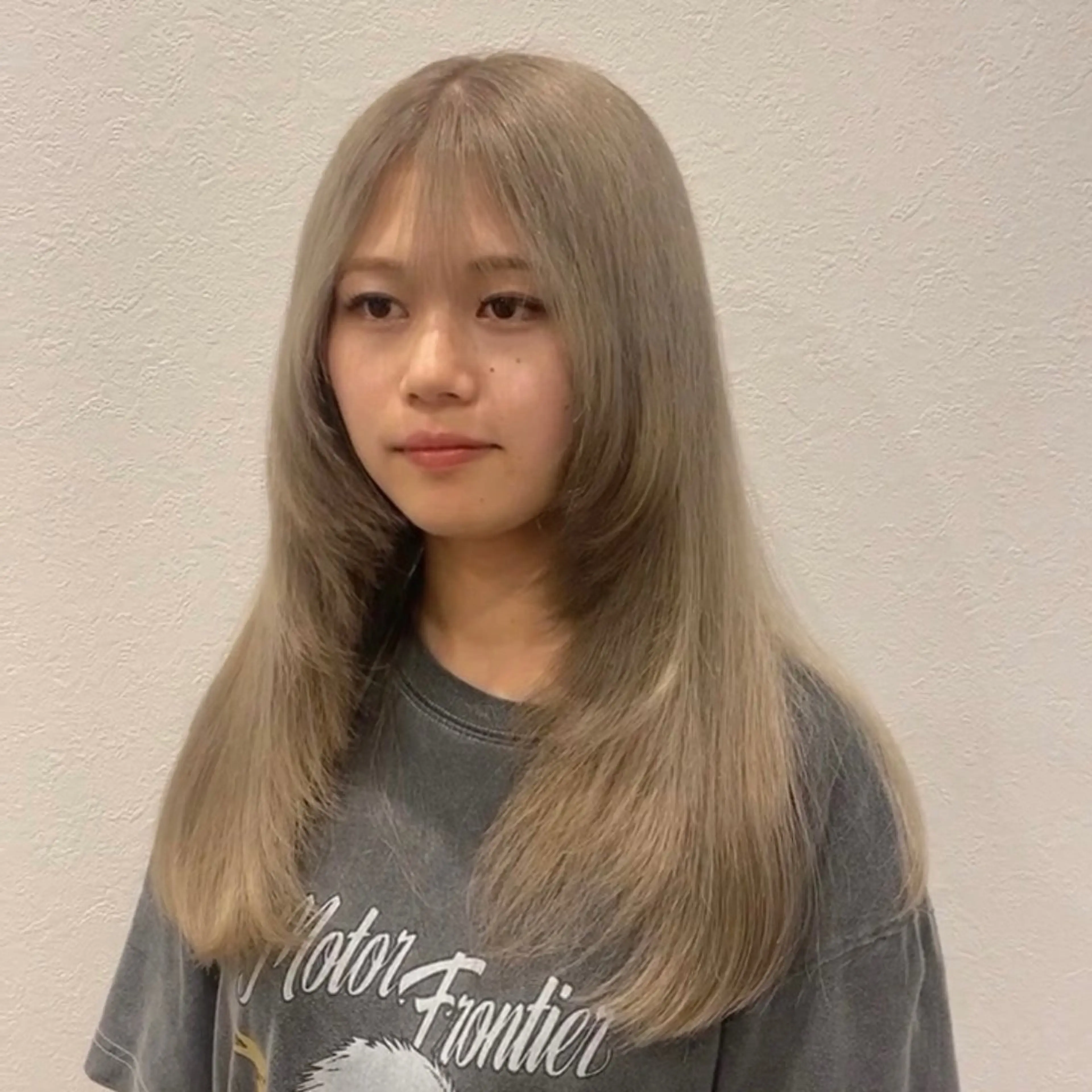 カラー 森本 聖菜のヘアスタイル