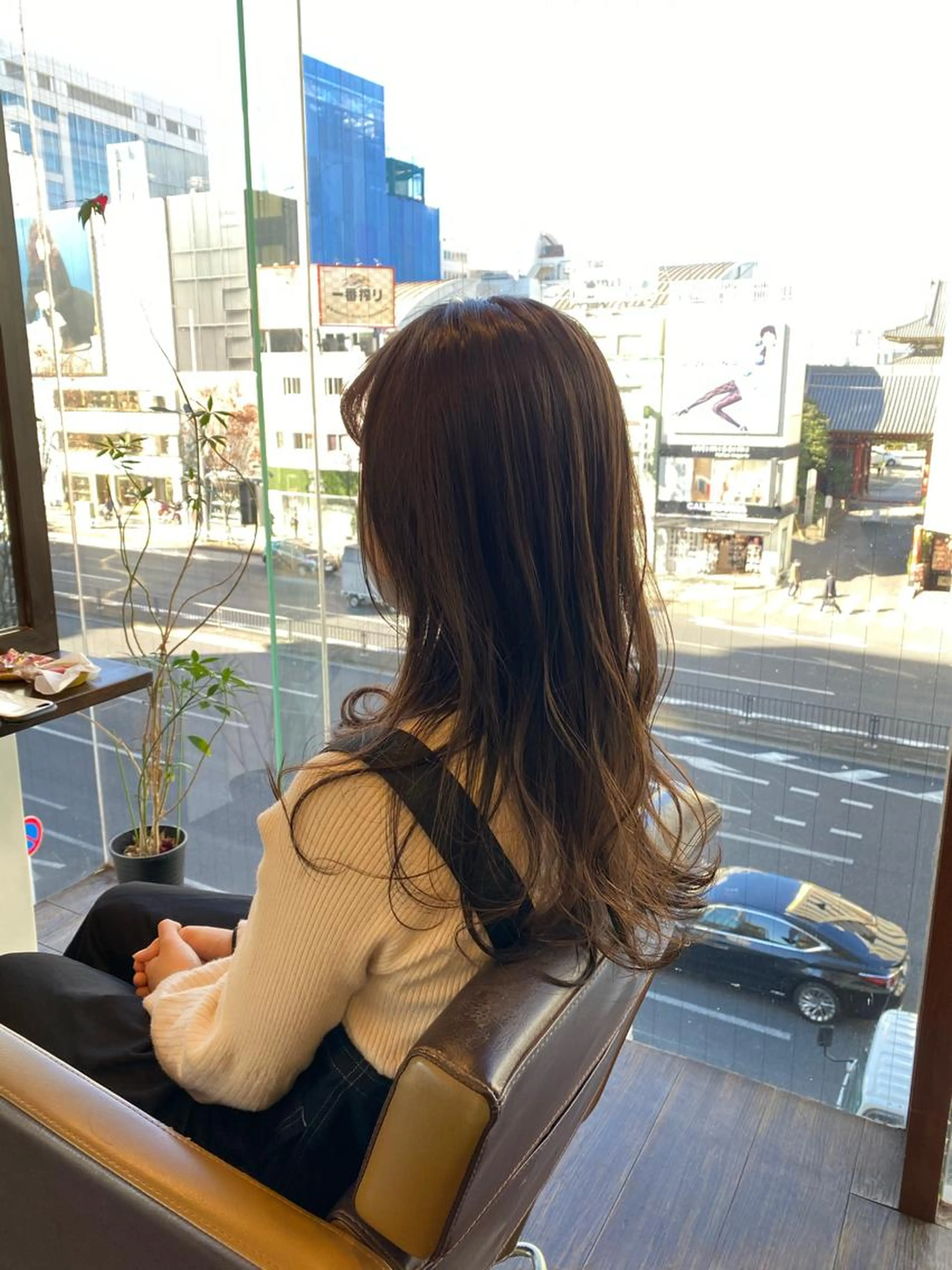 🌻人気NO2🌻透明感イルミナカラーorアデクシーカラー& 💫コンポジオトリートメント💫ヘッドマッサージ付きです。の写真