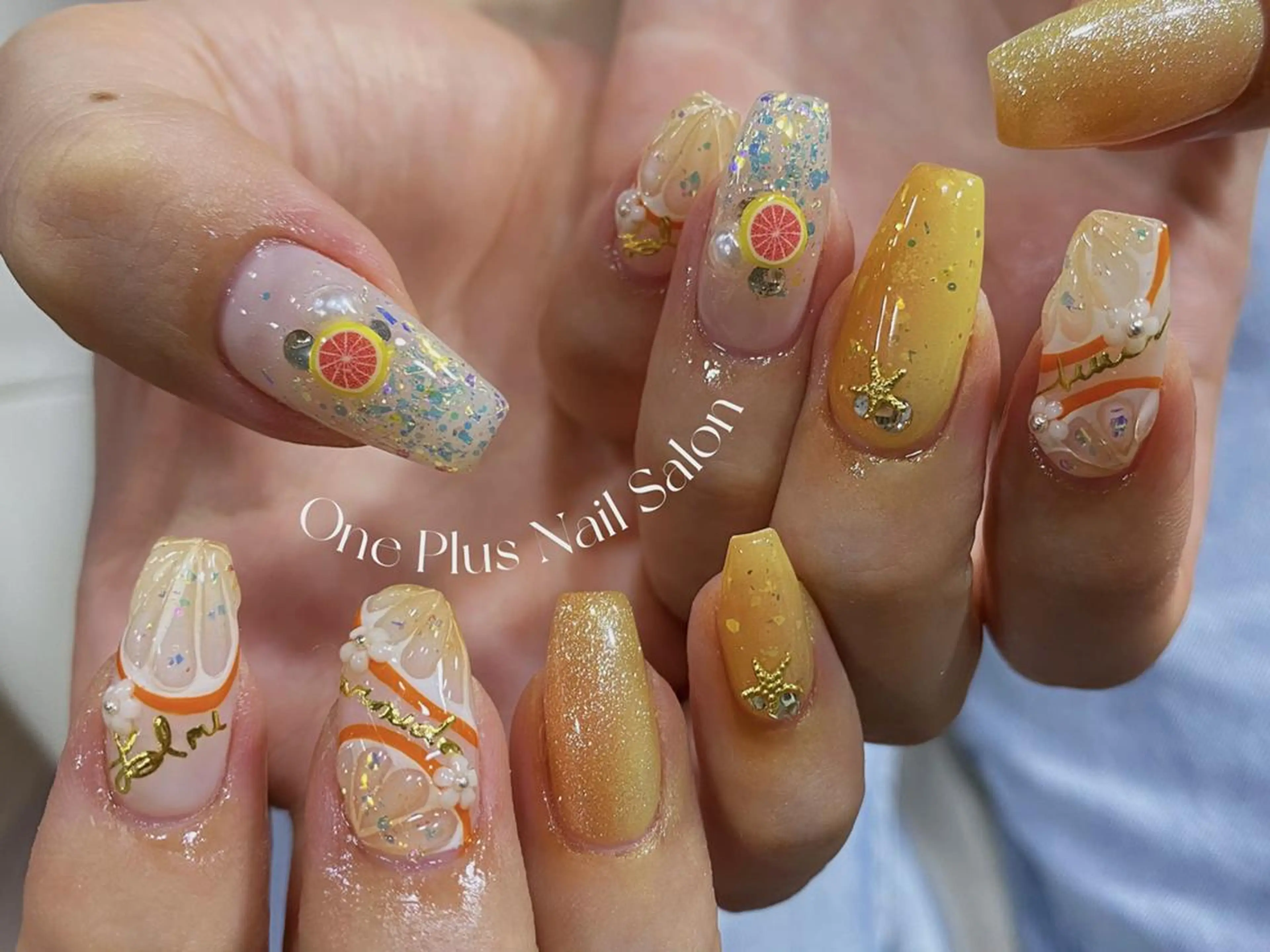 ネイル オーロラネイル 長さ出し フットネイル フレンチネイル ジェルネイル One Plus Nail Salonのネイルデザイン