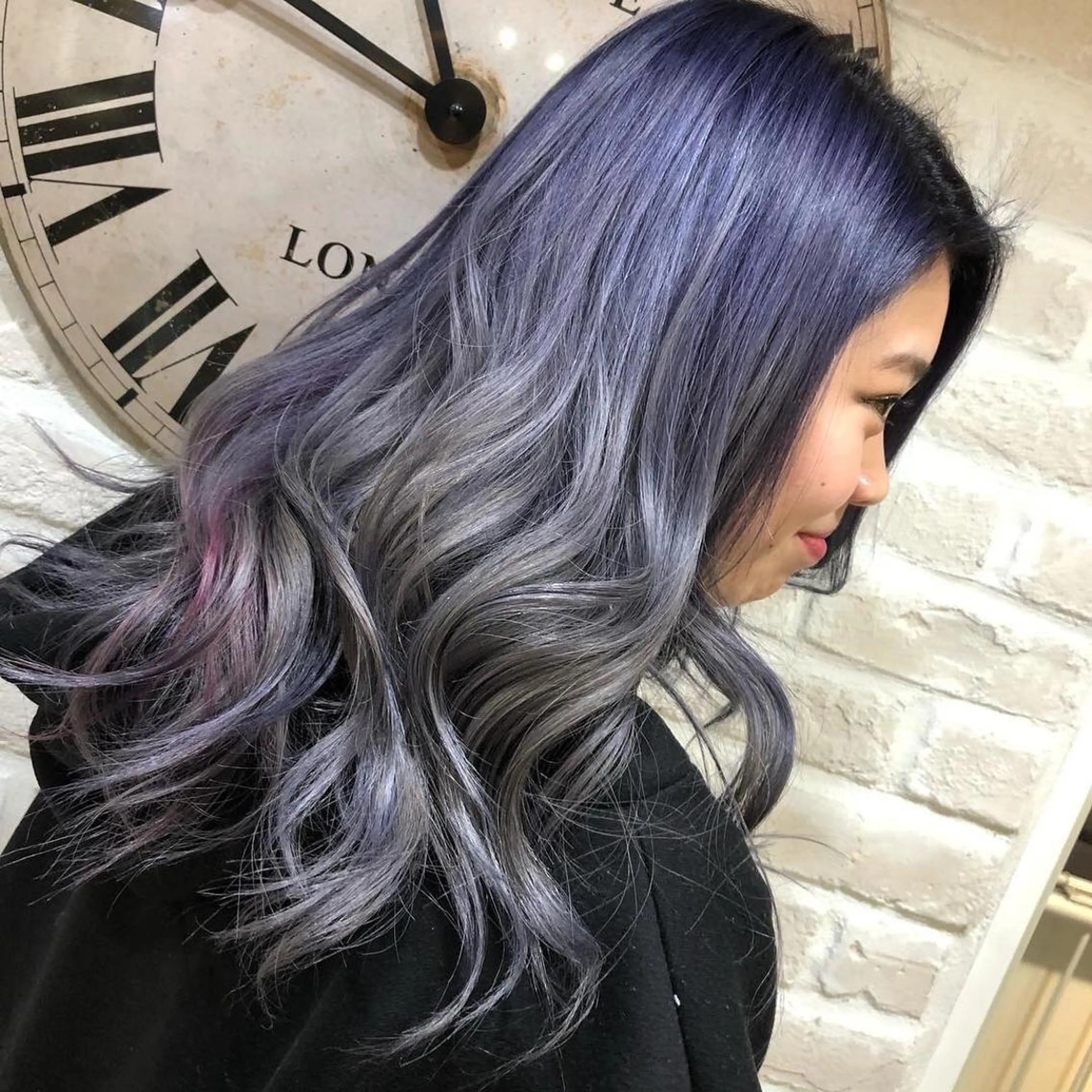 セミロング カラー グラデーションカラー ラベンダーカラー カット ヘアカラー トリートメント ヘアセット Aujua ソムリエ 勝又舞夏のヘアスタイル